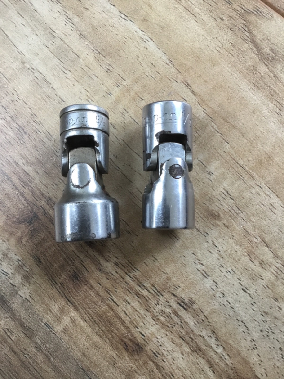 Snap-On Tools USA 2pc 3/8″ Drive SAE Swivel Sockets 1/2″ 5/8″ FVU & FU-Series