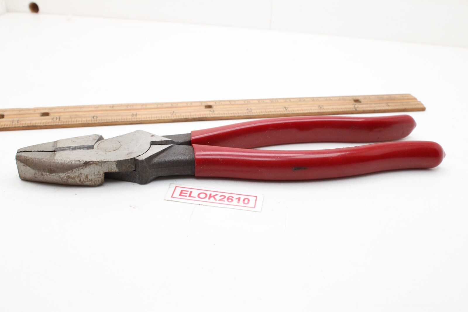 Proto Professional 269 Linesman’s Pliers High Leverage 9-1/4″ Red Handle USA
