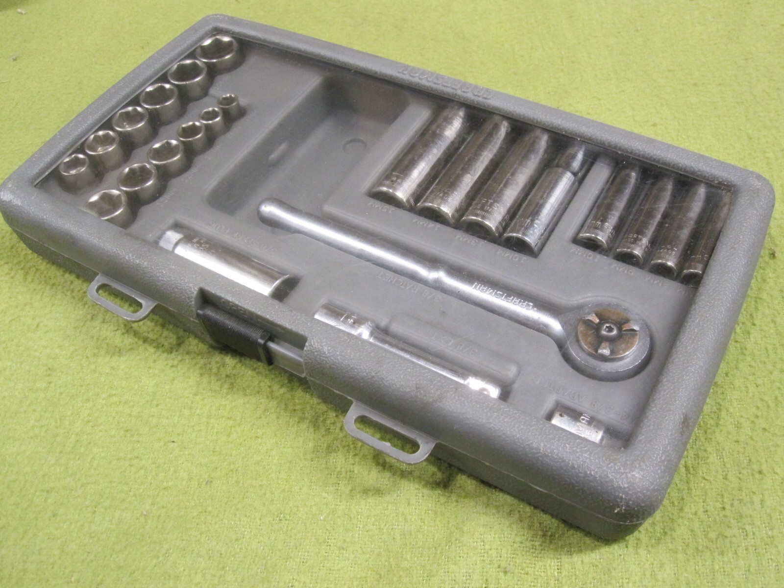 Vintage Craftsman 3/8″ Drive 24pc SAE 6pt Socket Ratchet Set 34821 Made in USA