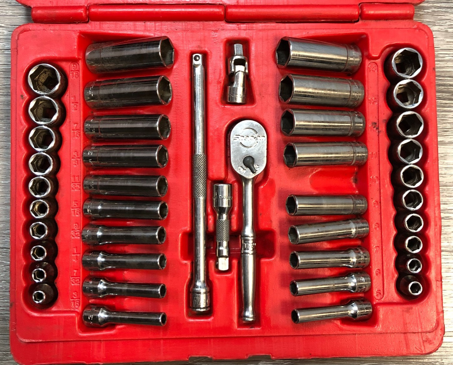 Snap-on PB99A General Service Metric/SAE 6 Point 44 Piece Set MISSING ONE