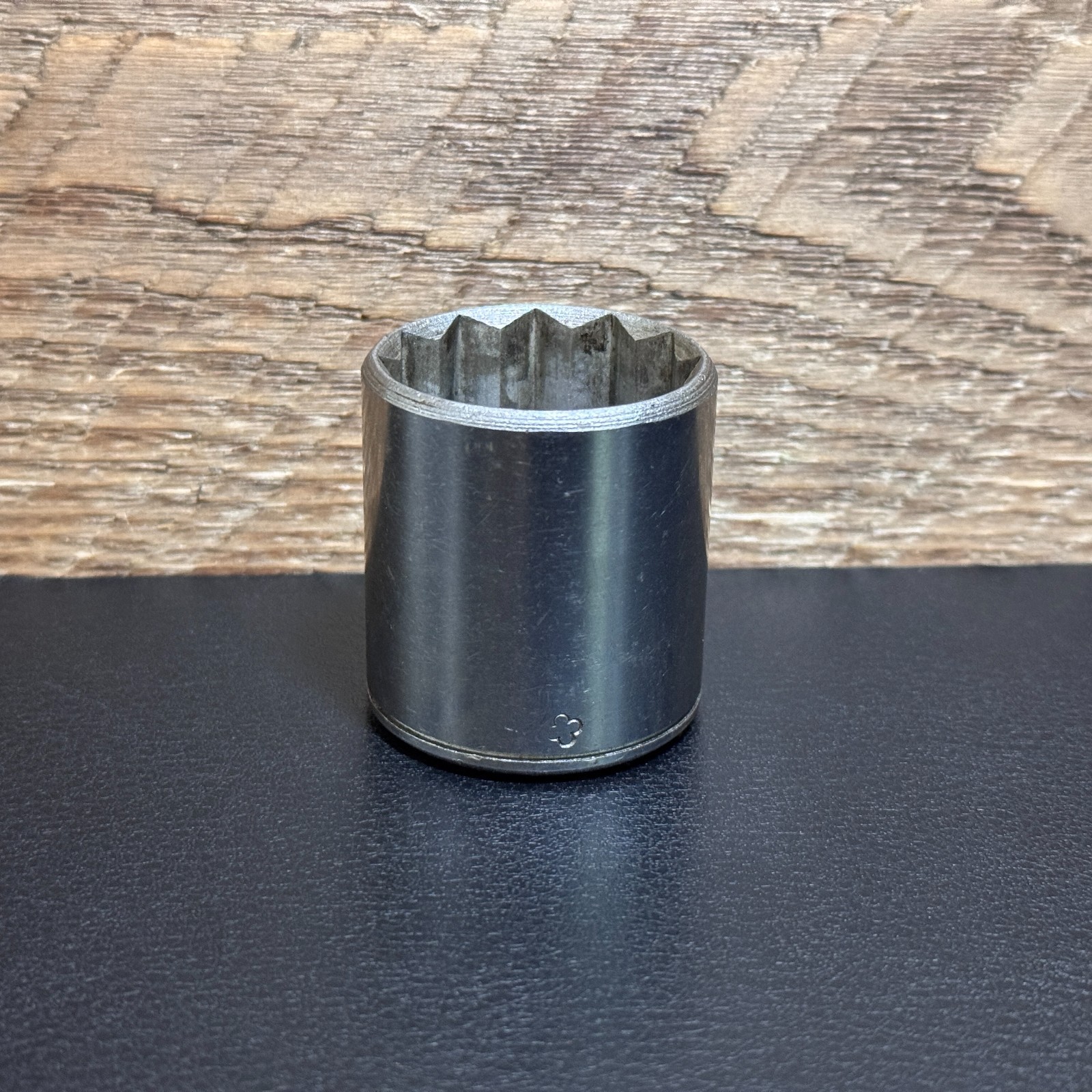 Vintage PENENS CORP (CHALLENGER) 3/8 Drive SAE 12PT 1-1/4 Chrome Socket 1640 USA