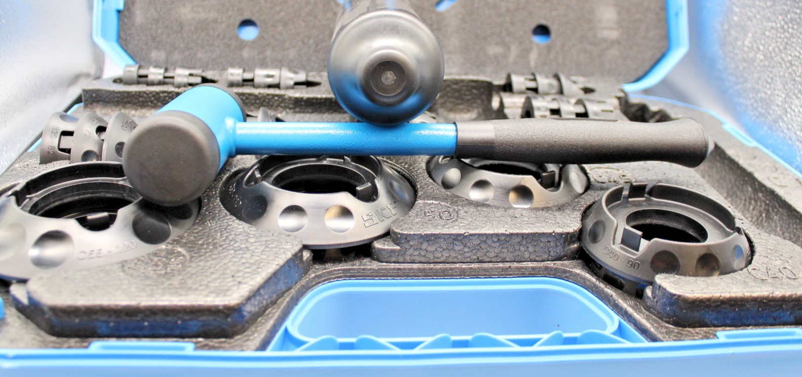 SKF TMFT36 Bearing Fitting Tool Kit, 36 Impact Rings, 3 Impact Sleeves