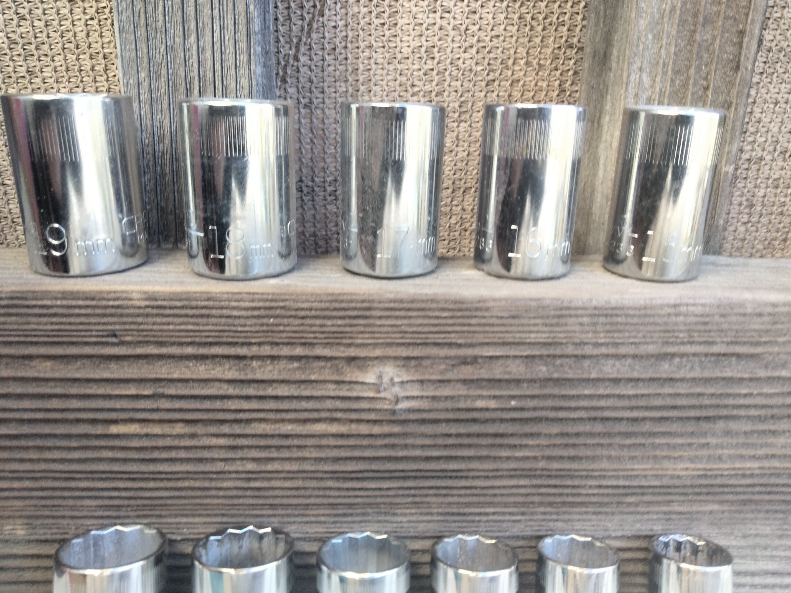 Vtg 1980’s Craftsman USA 16pc Metric 5-19mm Socket Set – 1/4″, 3/8″, 1/2″ Drives
