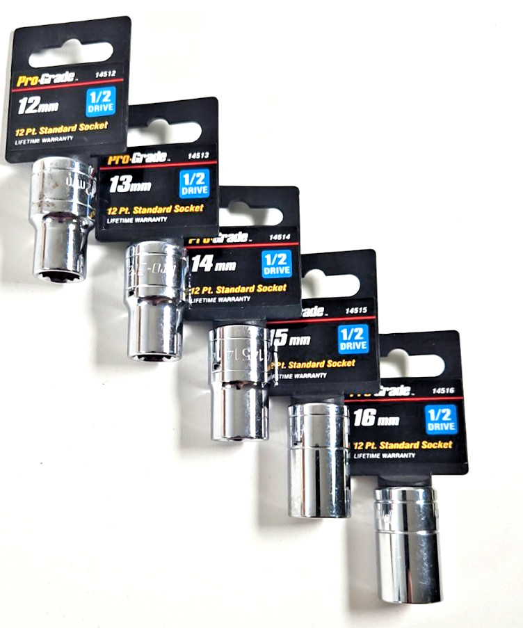 Pro-Grade 19404 0.5 in. Drive SAE Socket Set in Case – 16 Piece