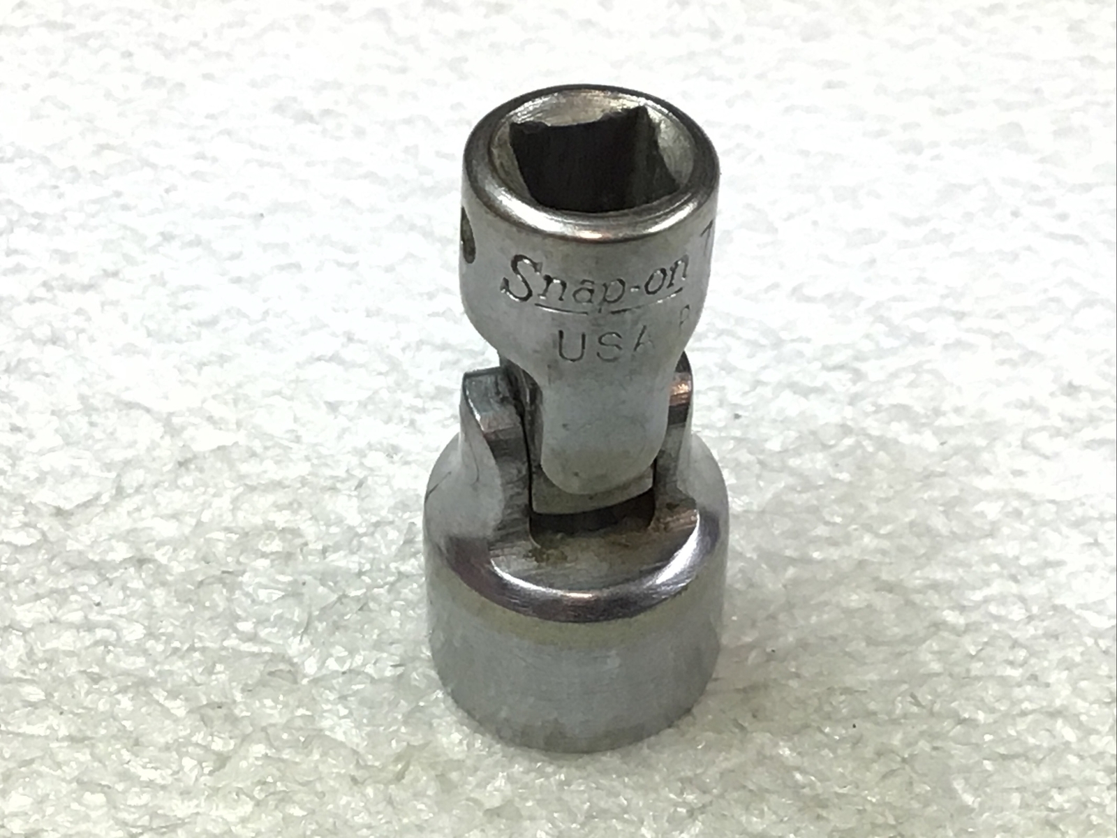 Snap On TMU141 – 7/16”, SAE, 1/4″ Dr., Chrome, 12Pt., Swivel Socket-USA-NICE-