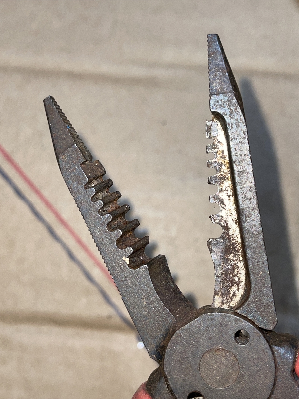 Milwaukee Wire Stripper Cutter Pliers 7 In 1 Combination Crimper Tools 7.75 in