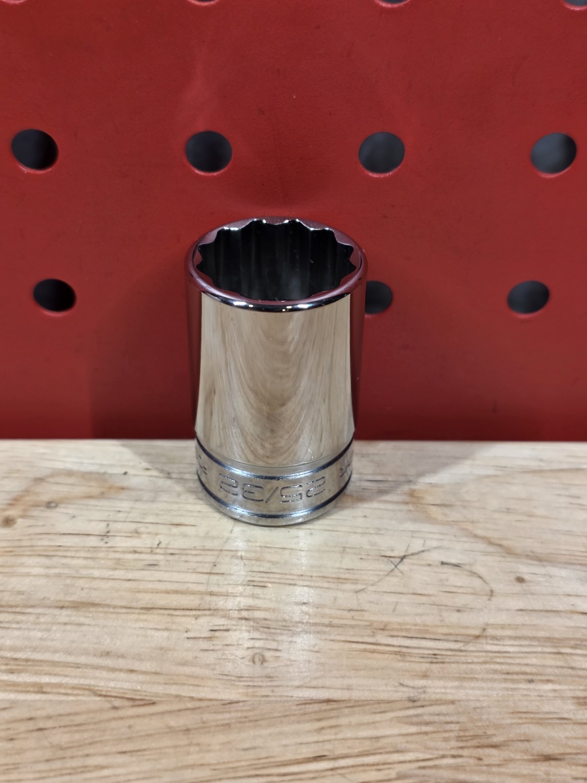 Snap-on Tools FDS251 25/32″ NICE 3/8″ Drive 12-Point SAE Semi-Deep Chrome Socket