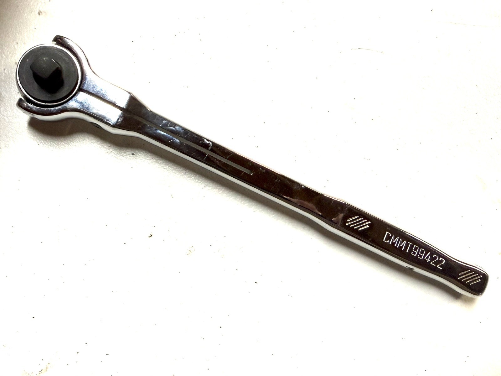 CRAFTSMAN CMMT99422 3/8″ Drive 72-Tooth 180 Degrees Rotating Ratchet Swivel Head