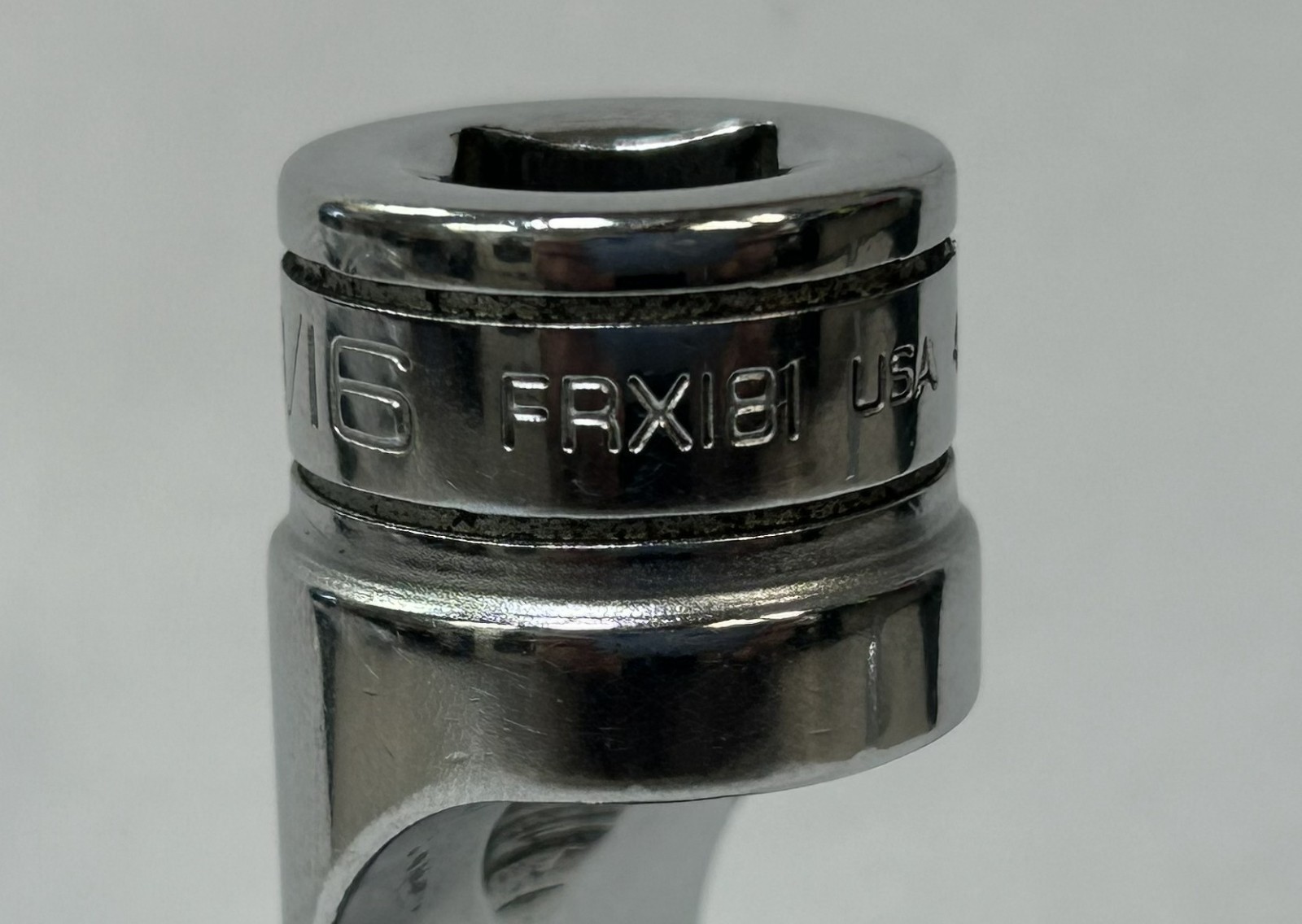 (MA6) Snap-on FRX181 3/8″ Drive 6-Point SAE 9/16″ Flank Drive Flare Nut Socket