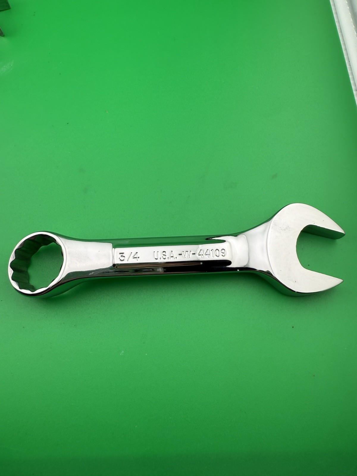 Craftsman Professional SAE Stubby Wrench 3/4″ – VV 44109