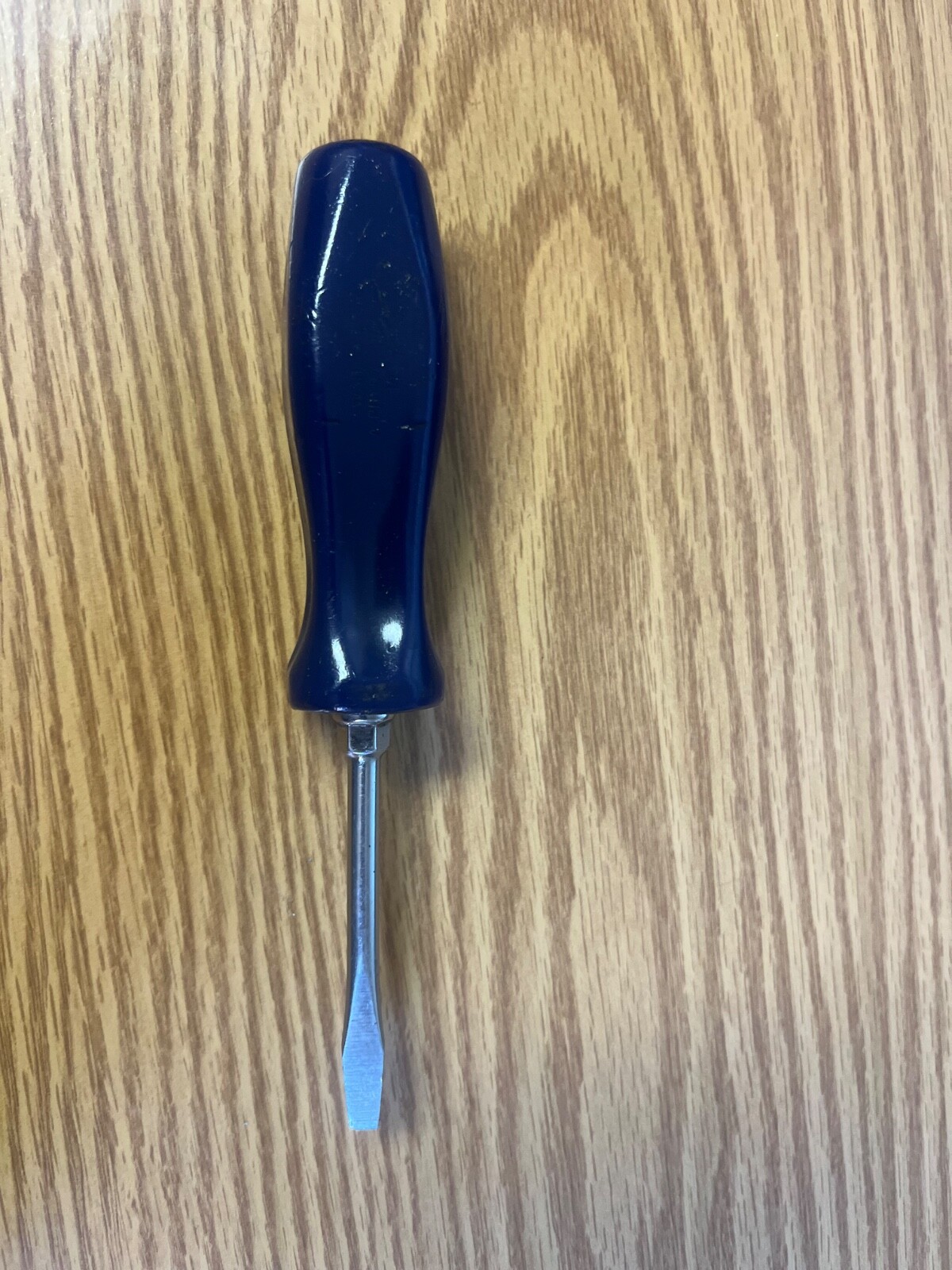 SNAP ON – SDD2 – 6.5″ LONG FLAT BLADE SCREWDRIVER WITH BLUE HANDLE – SDD2#2C****