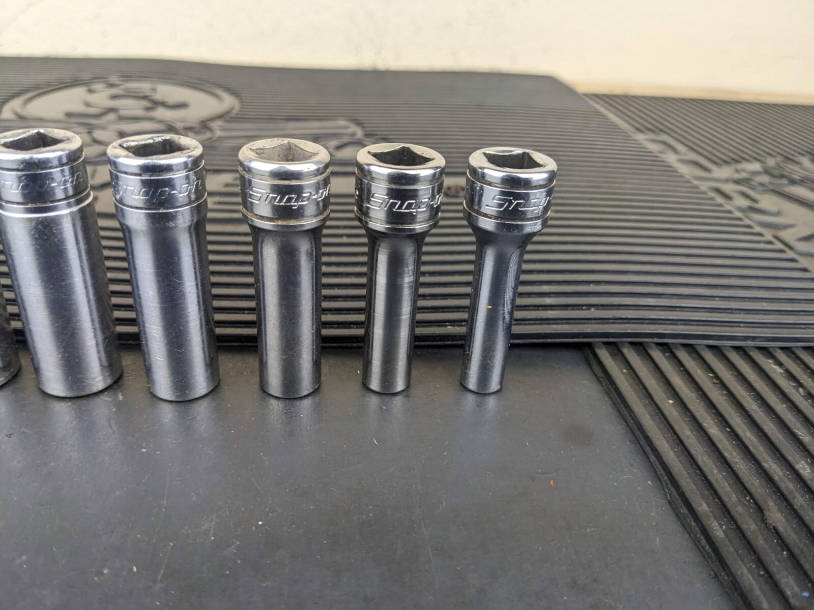 #bb702 Snap-On Tools Socket Set 211SFSY 3/8″ drive 6 Point Deep 1/4″ to 7/8″