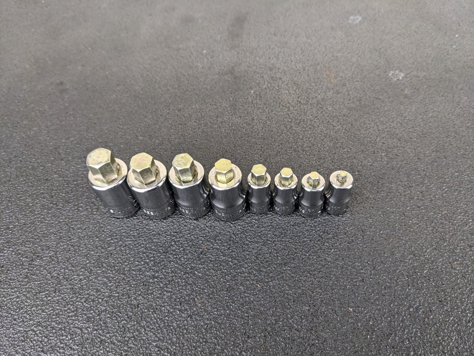 #bp503 Snap-on 1/4″ 3/8″ Drives Stubby Metric Hex Socket driver Set 208EFTAMXSY