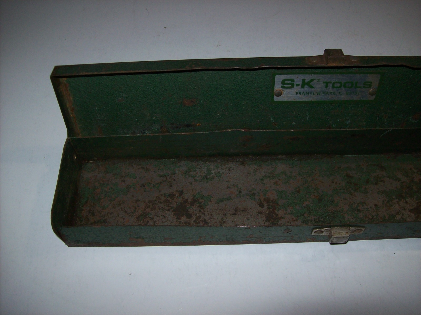 EMPTY Vintage S-K Tools Green Metal Socket Set Case Box, 15″L x 3″ W x 1.5″ T