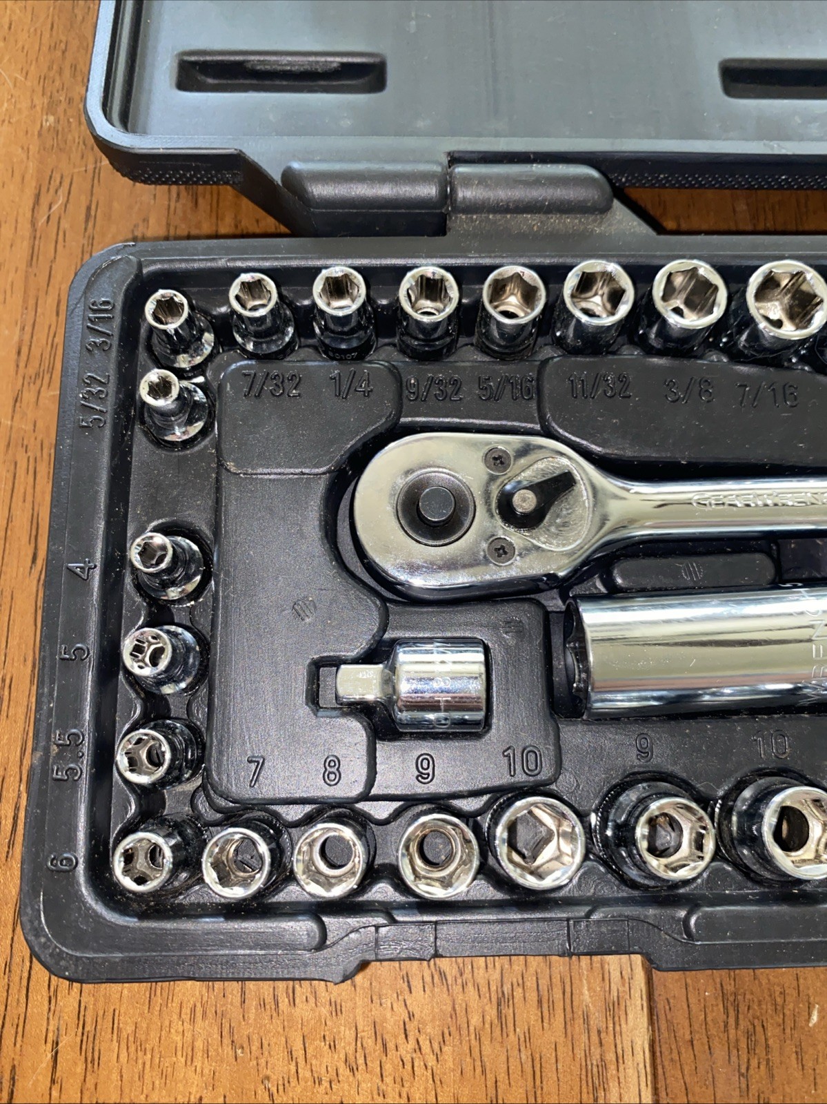 GearWrench 39 Piece 6pt Socket Set Metric and SAE 3/8″ and 1/4″