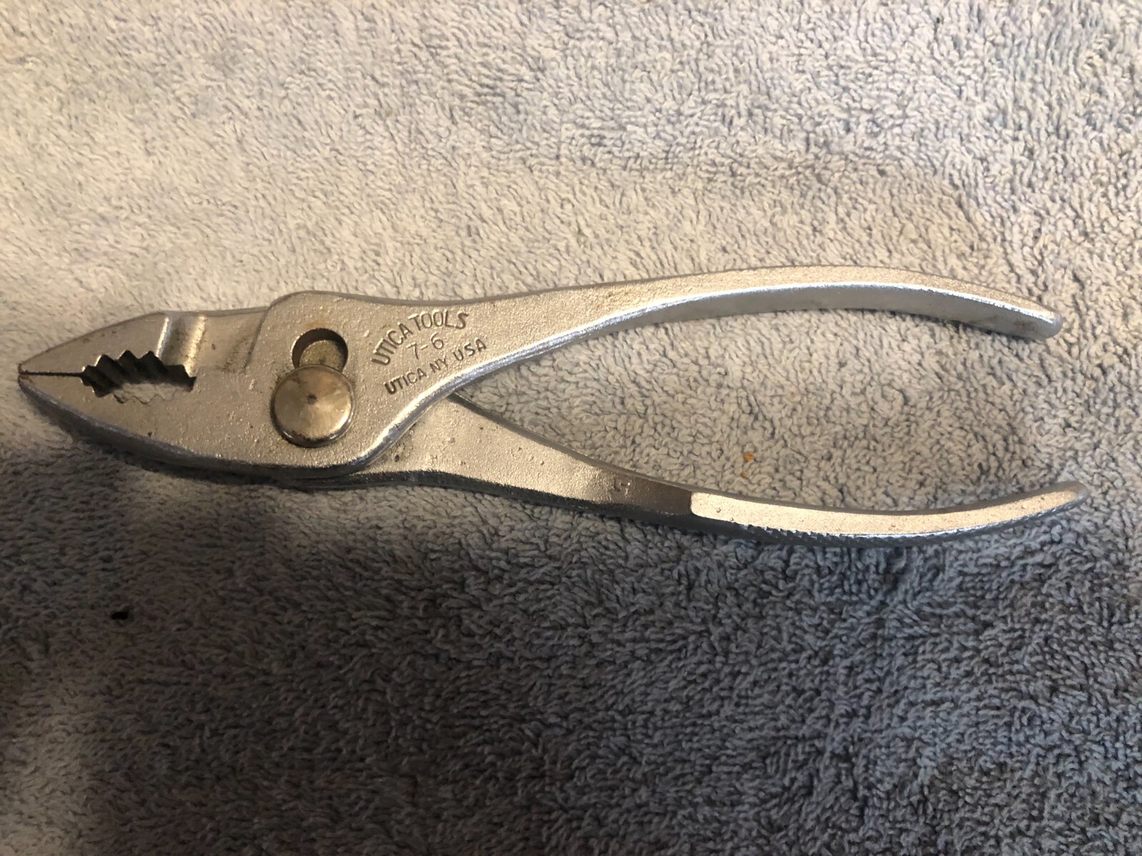 Vintage Utica Tools USA 7-6 6-in Slip Joint Pliers Diamond Textured Grips