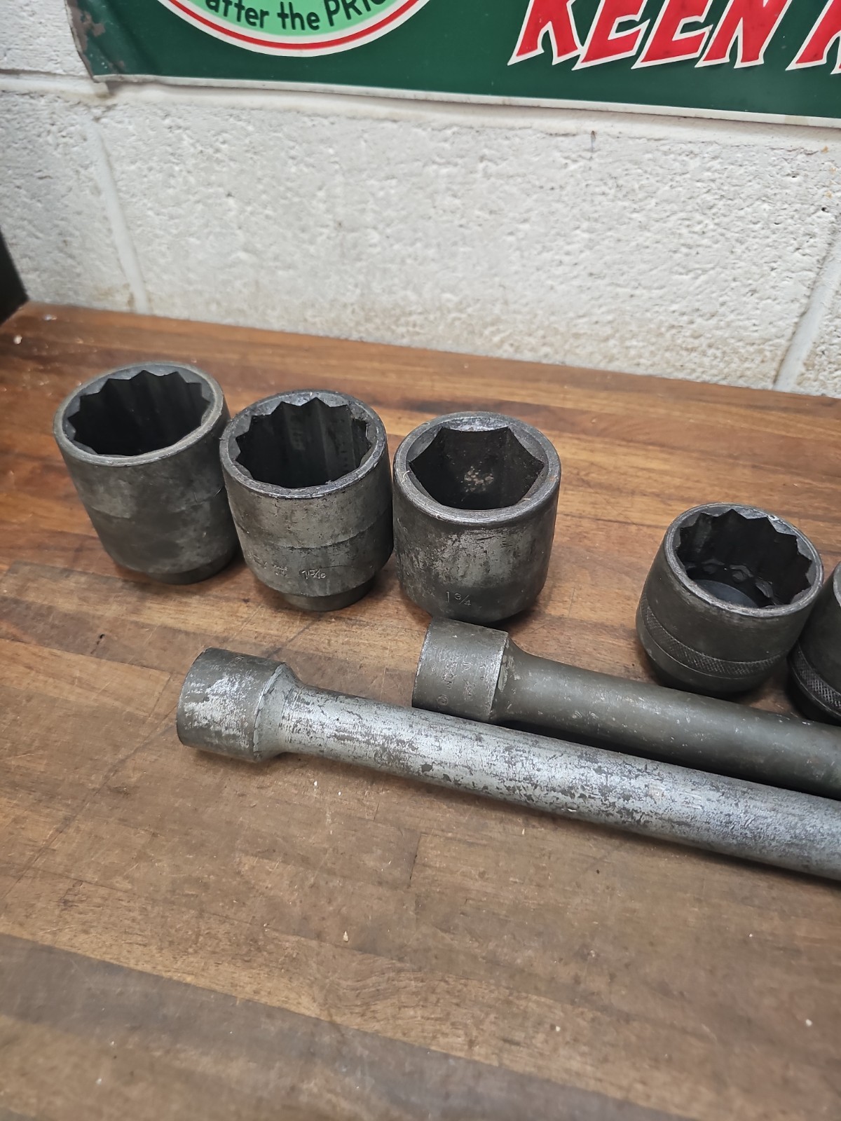 S41- 11 vinage BONNEY 3/4”dr Sockets + 2 extensions