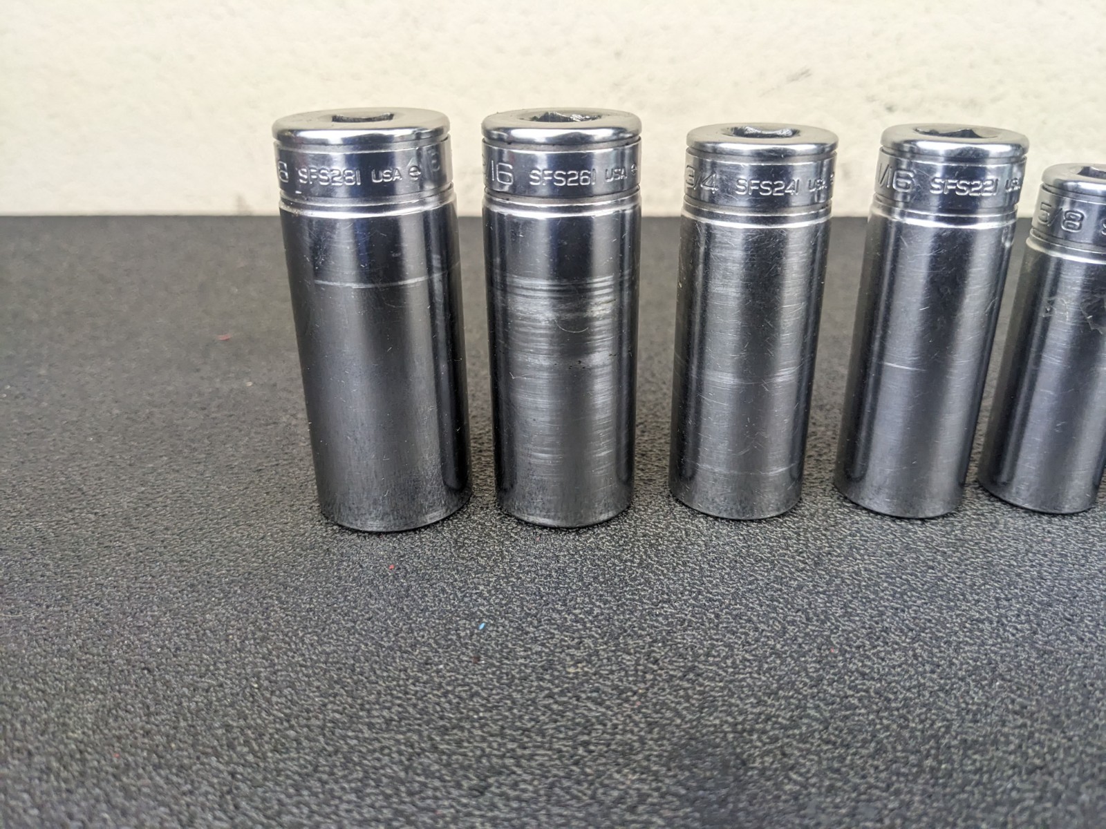 #bm403 Snap on Tools 211SFSY 3/8″ Drive Deep Chrome Socket Set Socket Set