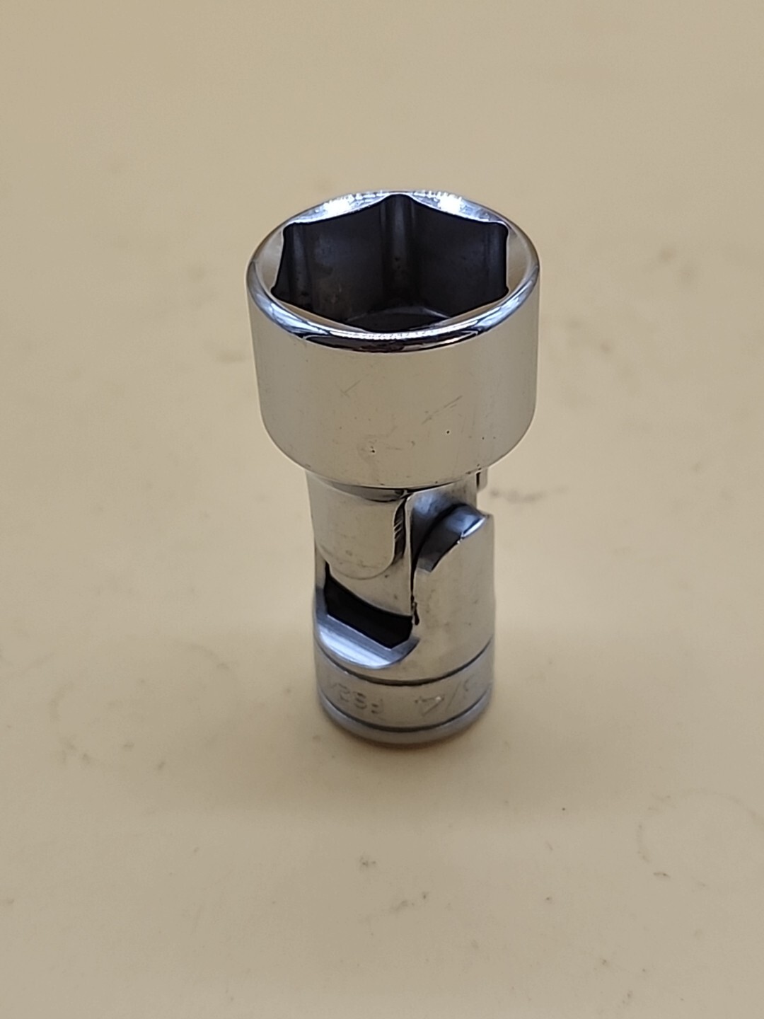 Snap-on Swivel Socket FS24 3/8″ Drive 3/4″ SAE 6PT Underlined Logo USA