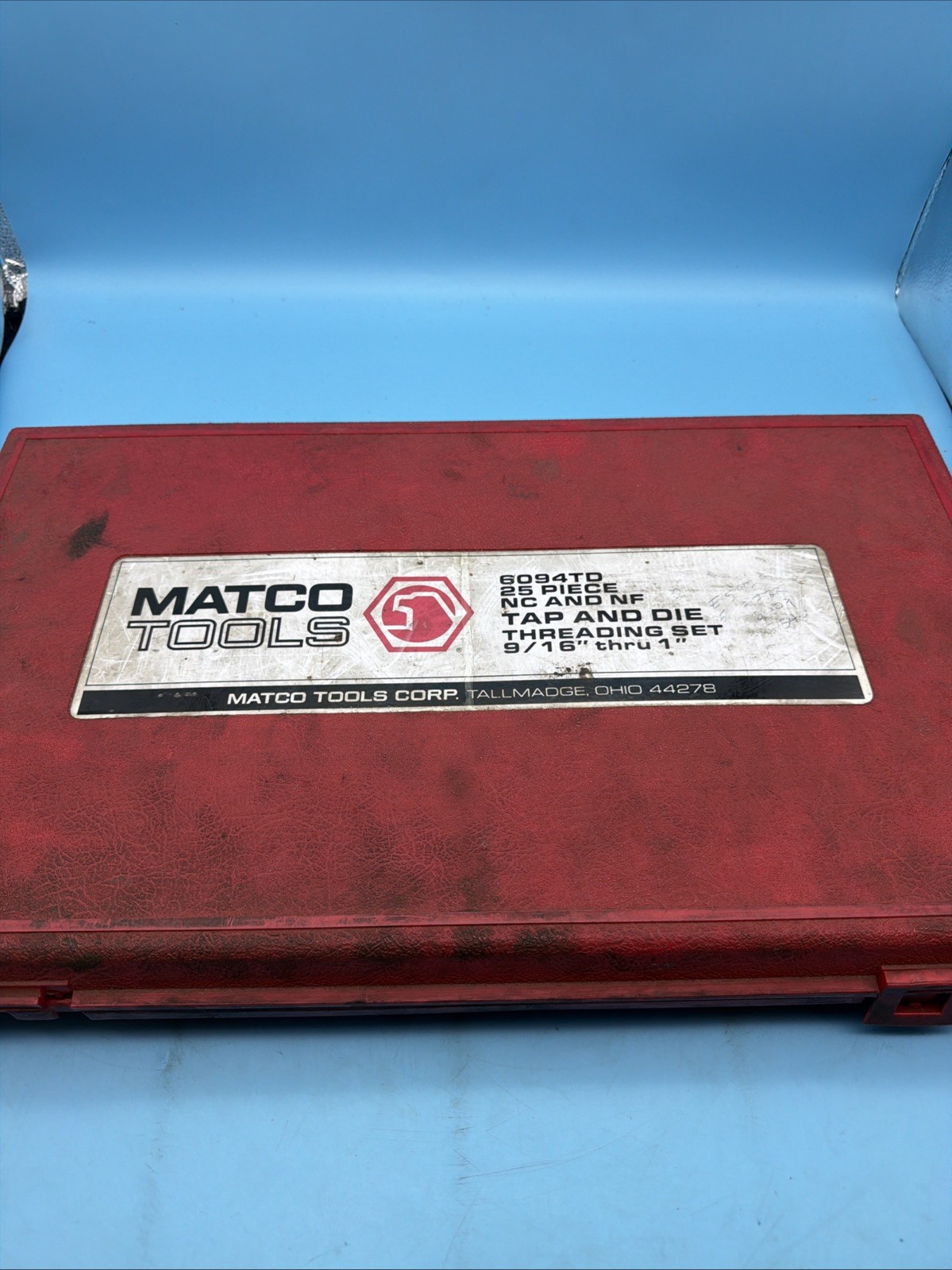 Matco 25 Piece Tap & Die Set SAE 9/16 To 1” Coarse & Fine Tool Set Threading Set
