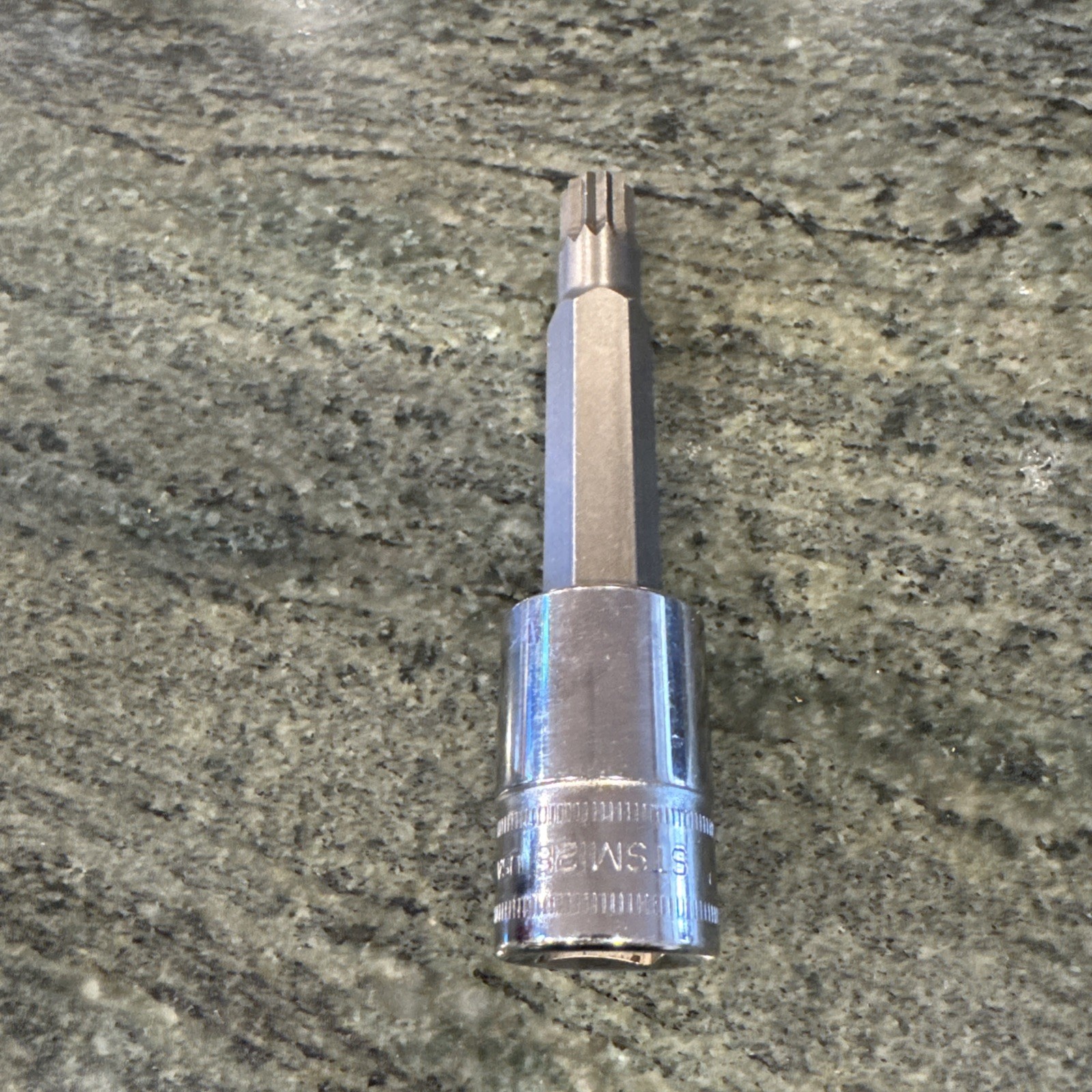 snap on Stsm12e 1/2” drive metric 12mm standard triple square bit socket driver