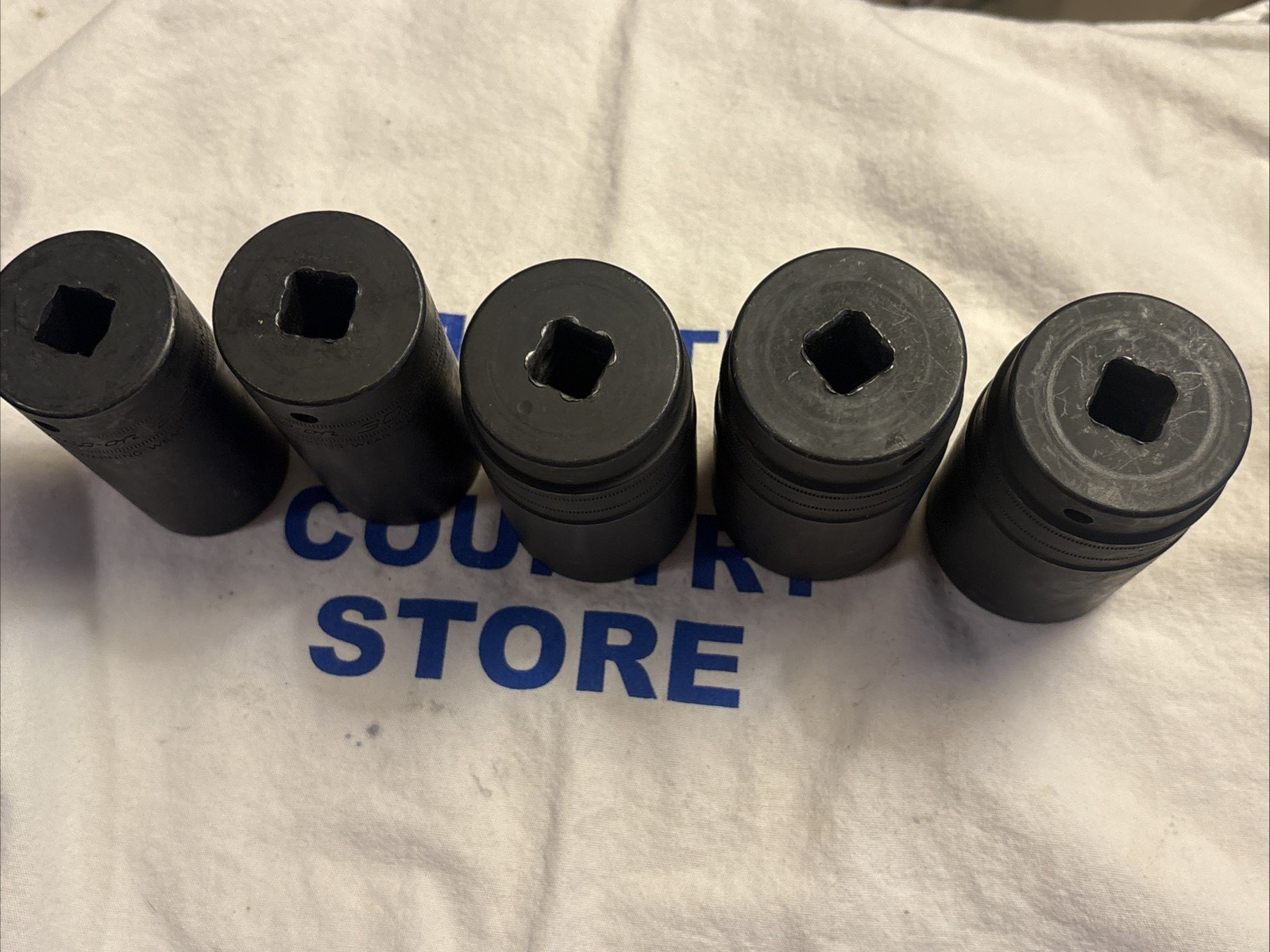 Snap-on 1/2″ Drive 5pc 6pt Metric Deep Impact Set (29-30, 34-36 mm) 305SIMMY