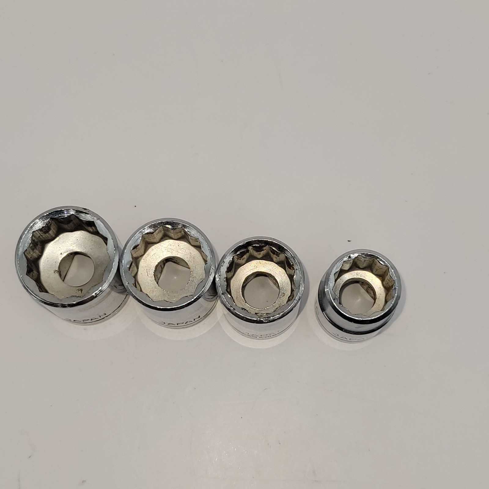 4 X 3/8″ drive sockets 12 Point SAE 5/8″ 9/16″ 1/2″ 7/16″ – Japan