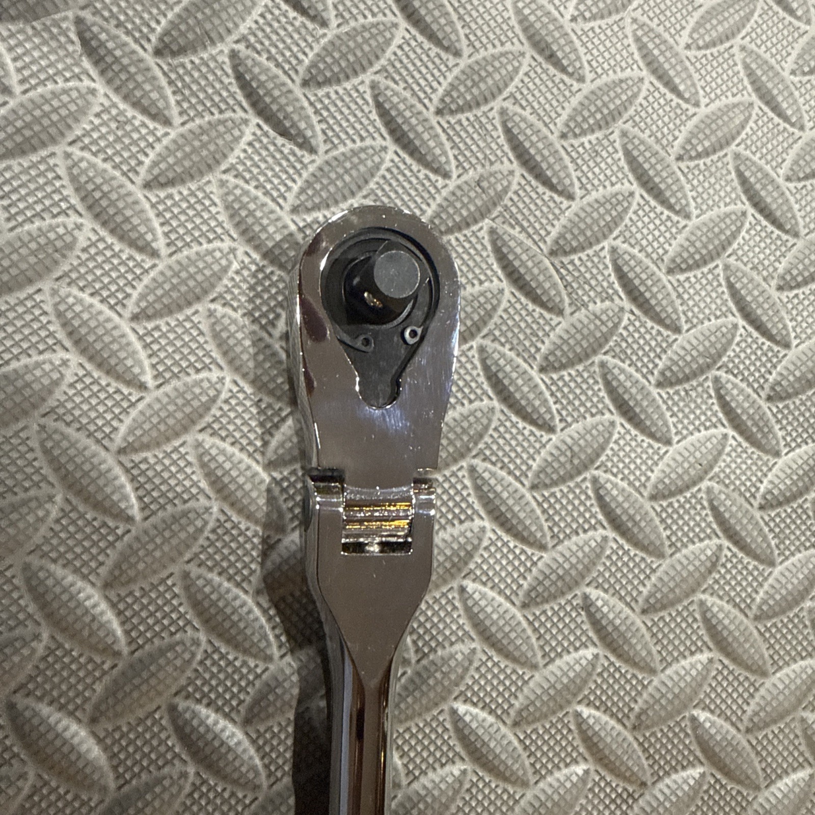 NEW Gearwrench Slim 1/2″ Drive Flex Head 90 Tooth Chrome Ratchet 17″ 81306T