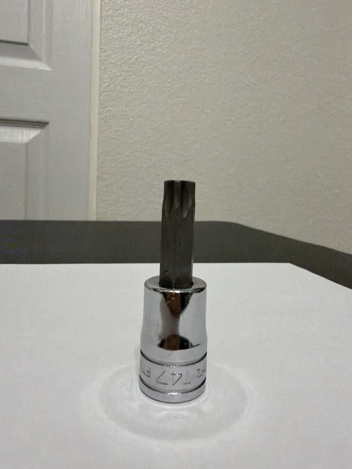 Snap On Tools 3/8″ drive torx bit socket USA T47 FTX47E