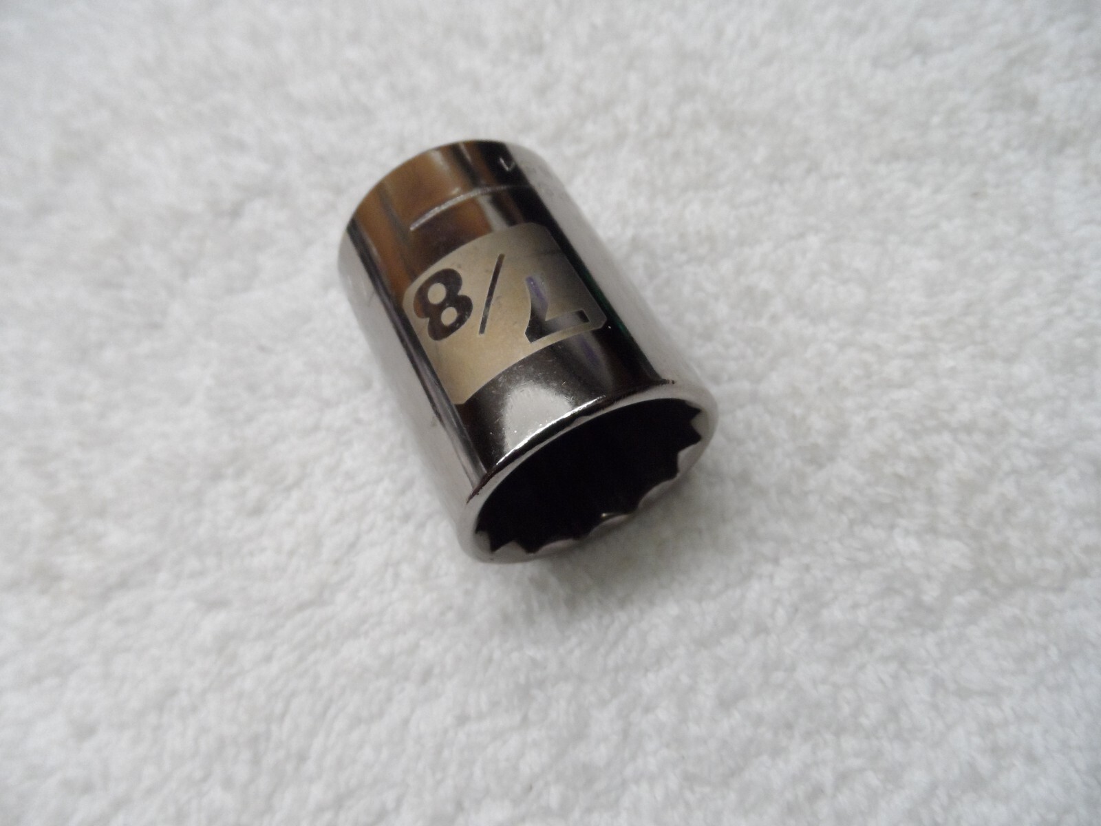 Craftsman 1/2″ Drive Standard SAE Socket, 7/8″ laser 12 pt USA G2D – PN 34654