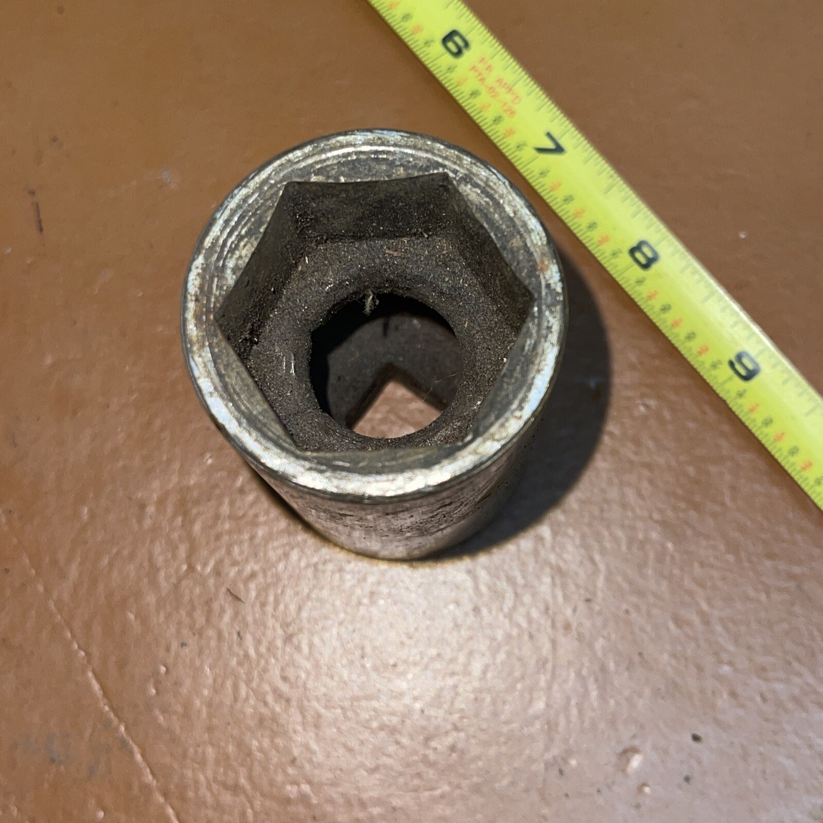 Bonney USA ALH40 1 1/4 In SAE 1/2 Drive 6 Point Deep Socket 1-1/4”