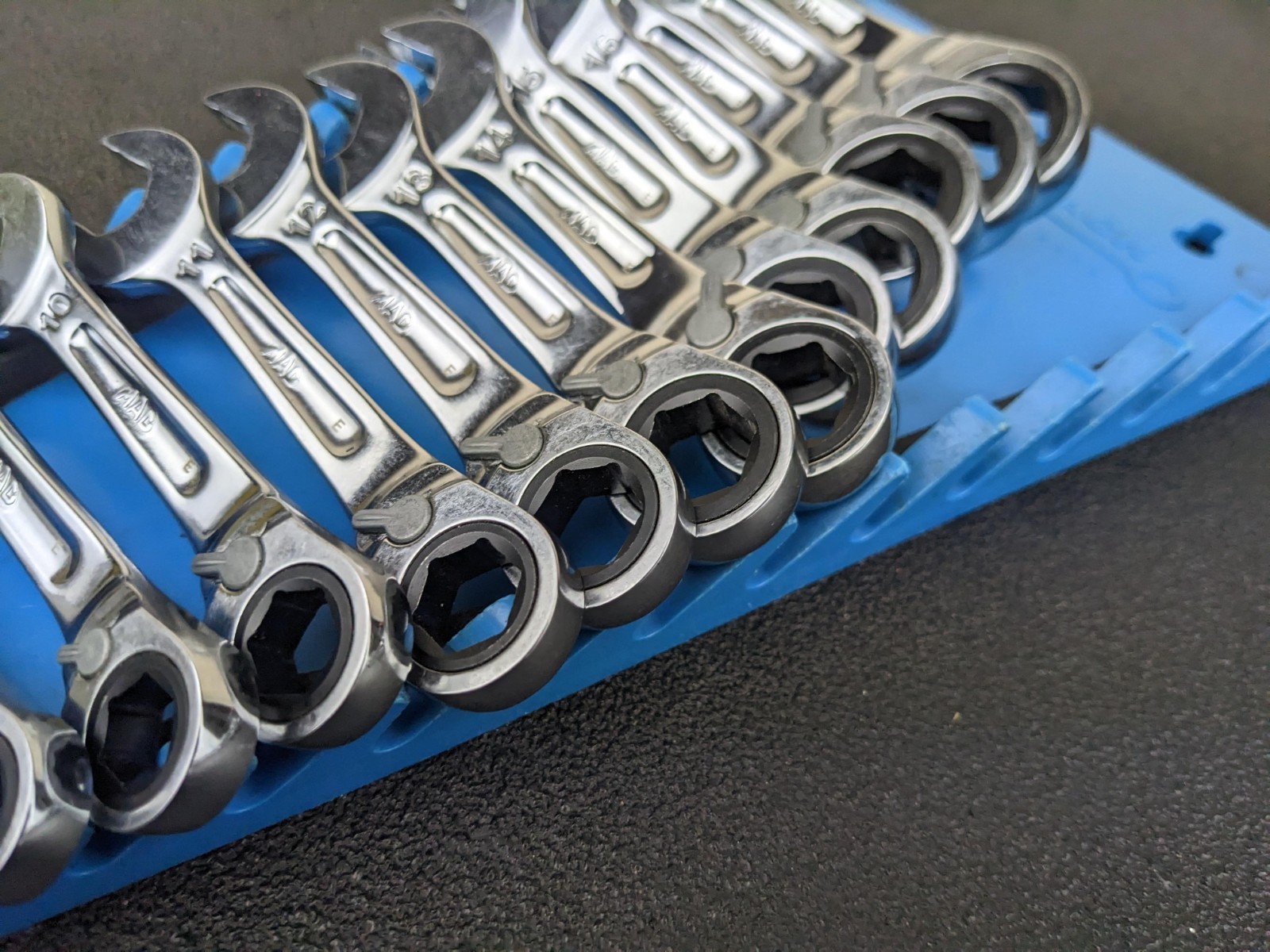 #bo789 Mac Tools SRWMS146PT 14pc Metric 6 Point Stubby Ratcheting Wrench Set