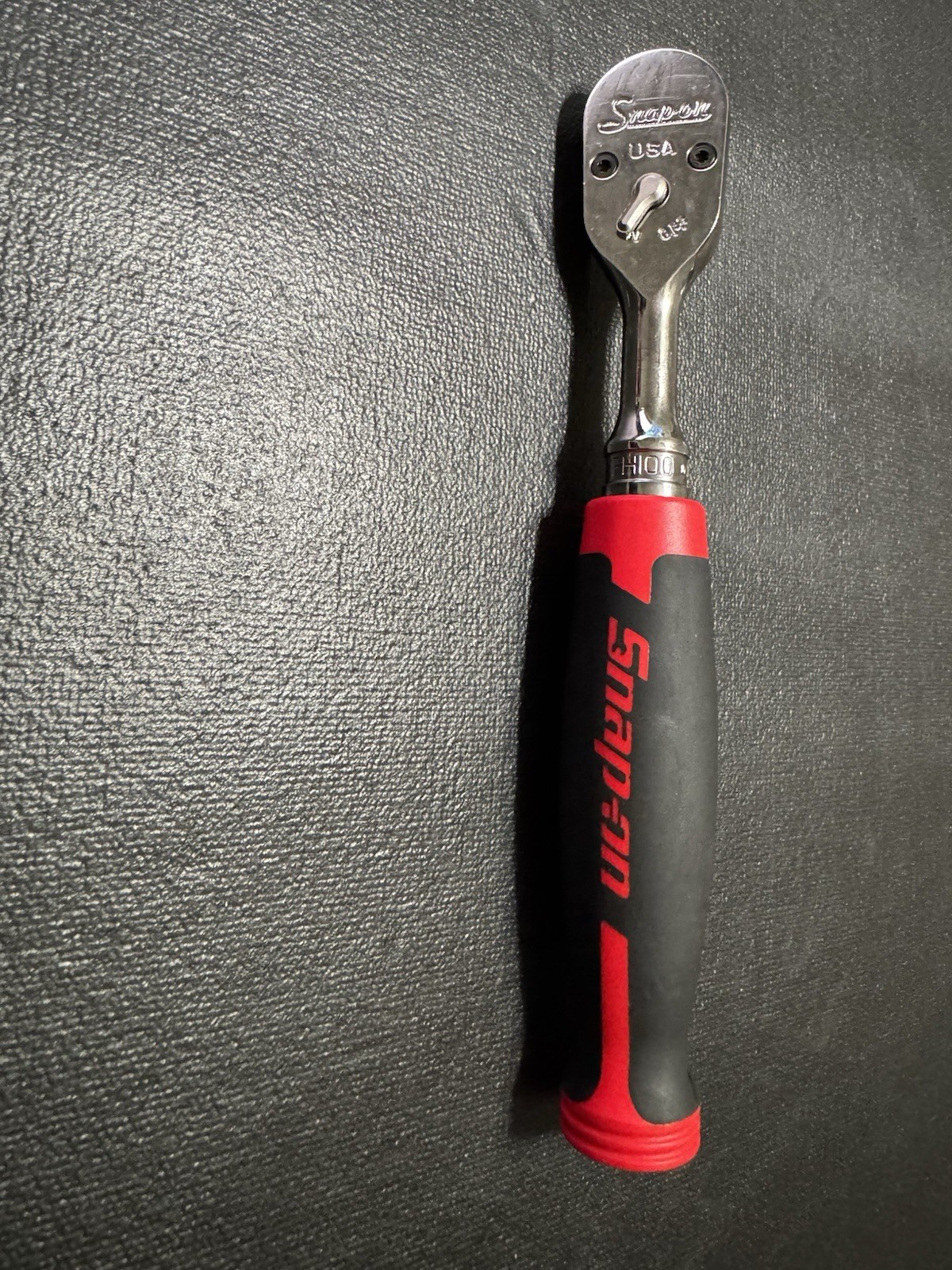 NEW RED 3/8″ Drive Cynergy™ Soft Grip Ratchet FH100