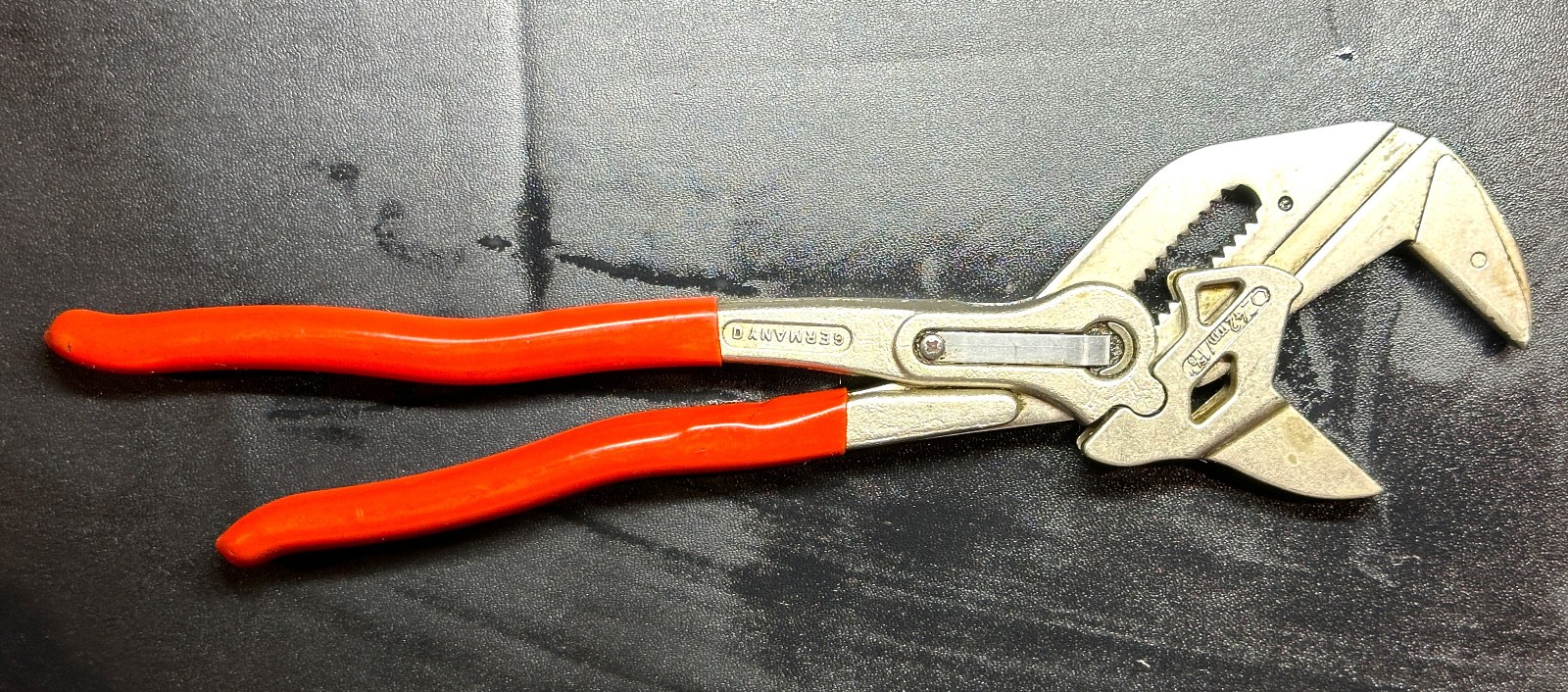 BLUE POINT ADP10 12″ Adjustable Smooth Joint Pliers Germany