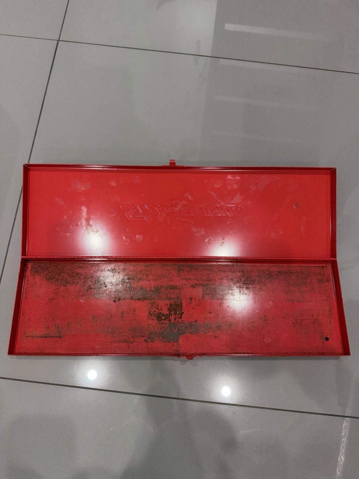 Snap-on USA Red Metal Tool Box No KRA-284B (no tools box only)