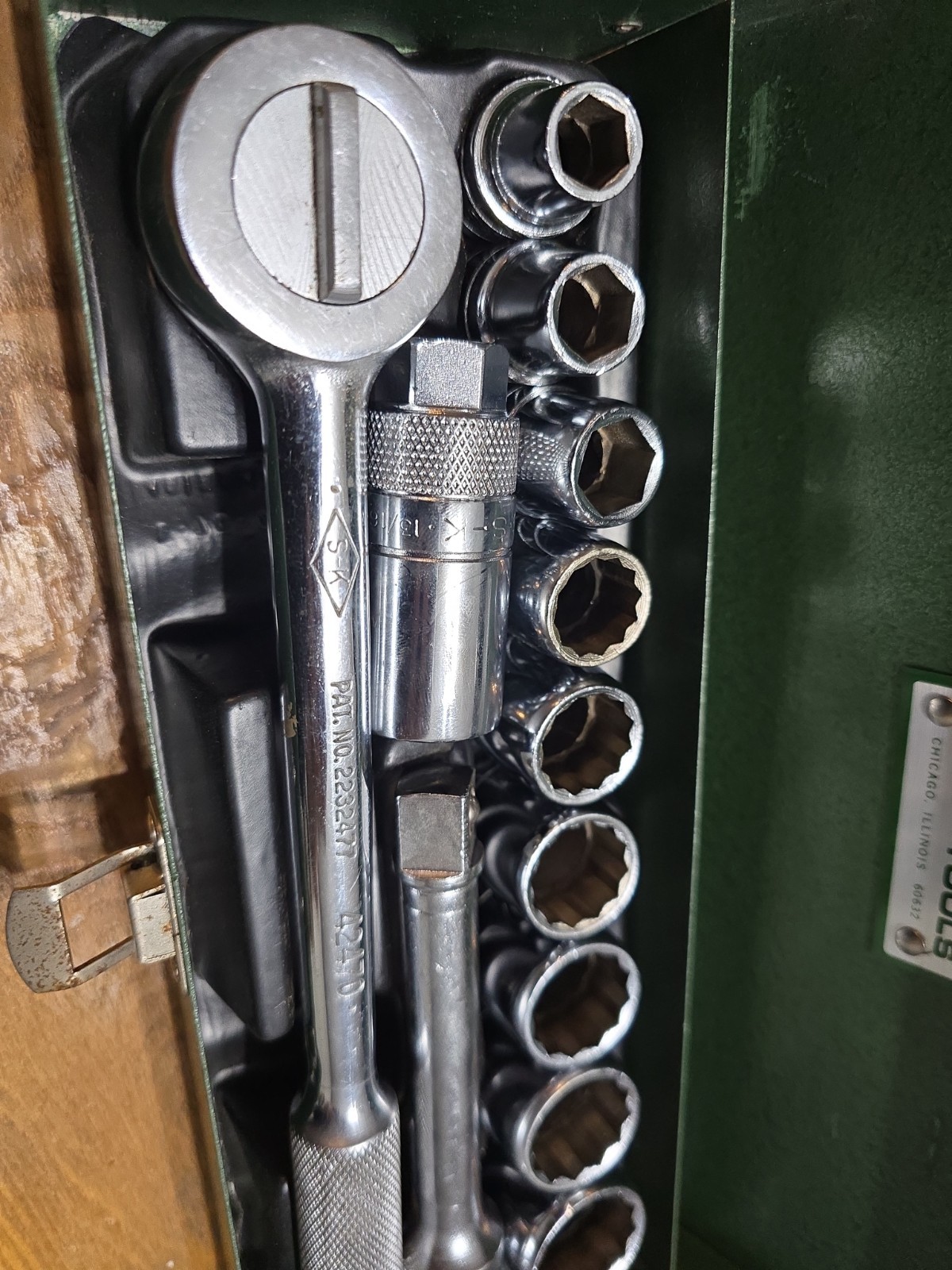 SK 401 Series 12 Piece 1/2″ Drive 6/12 Point Ratchet/Extension Socket Set USA