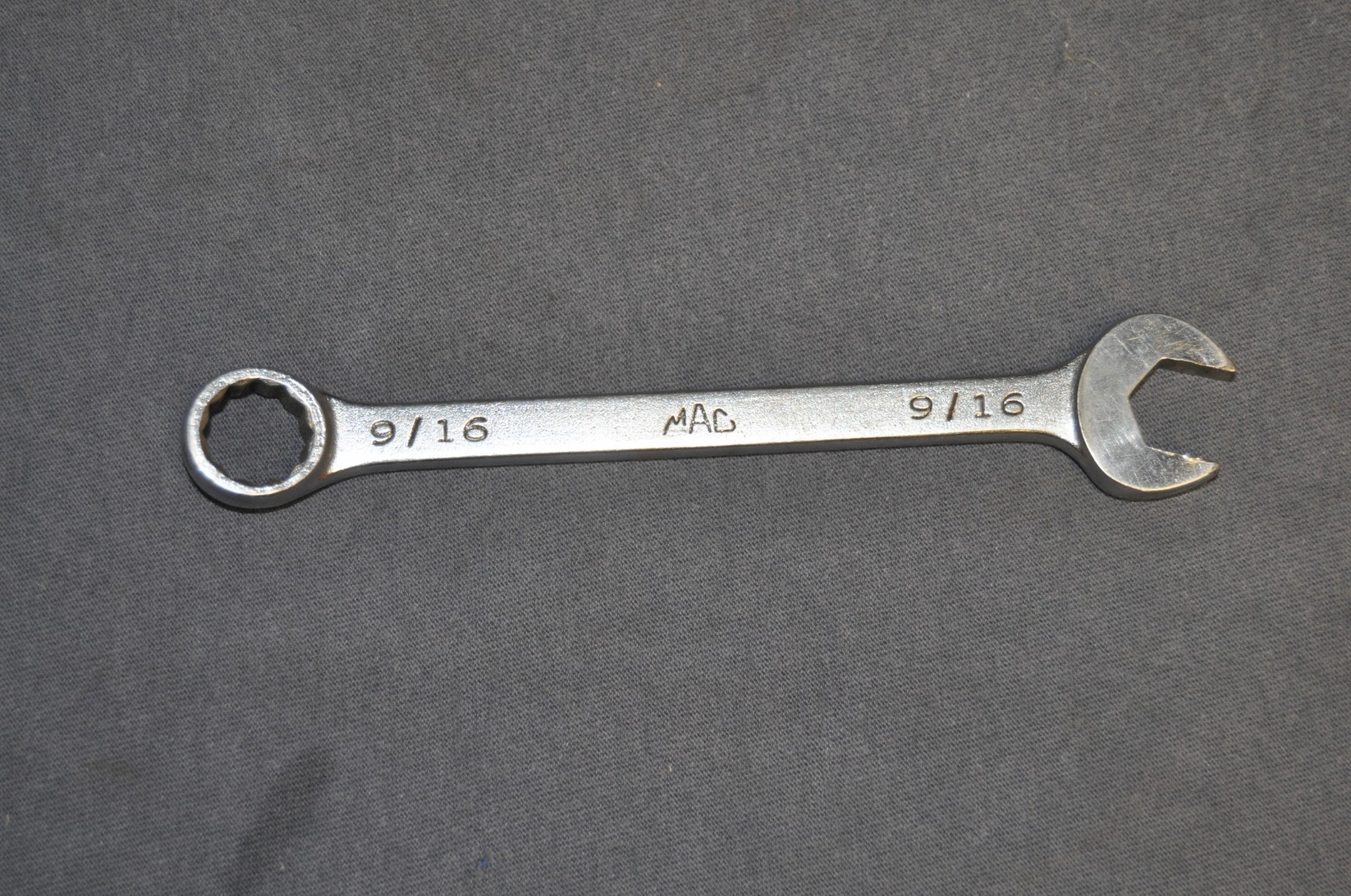 MAC 9/16″ combination (open/box) wrench CW18 Made in USA