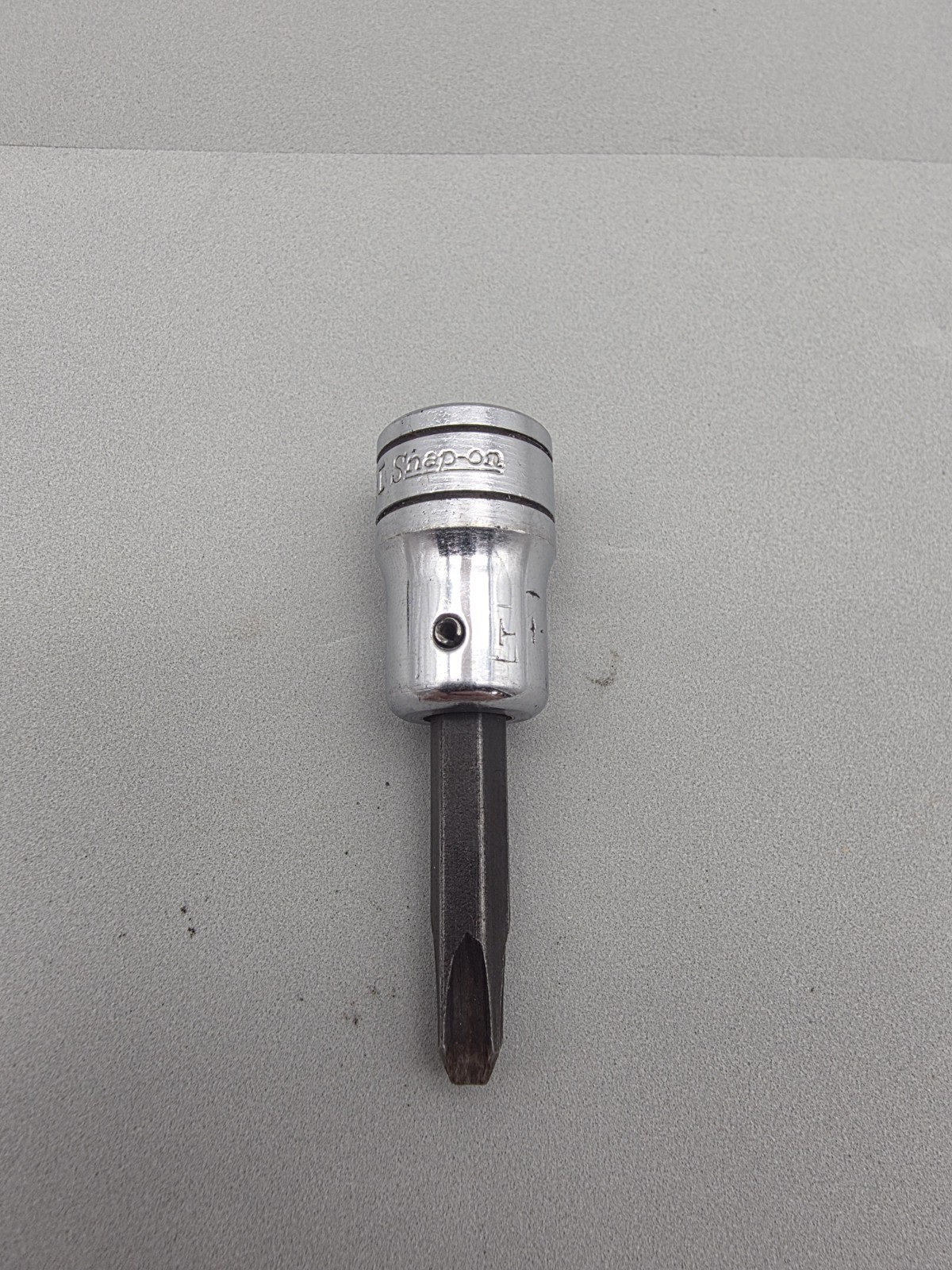 Snap-On Tools 3/8″ Drive # 3 Phillips (Cross Tip) Chrome Socket Driver FP32A USA