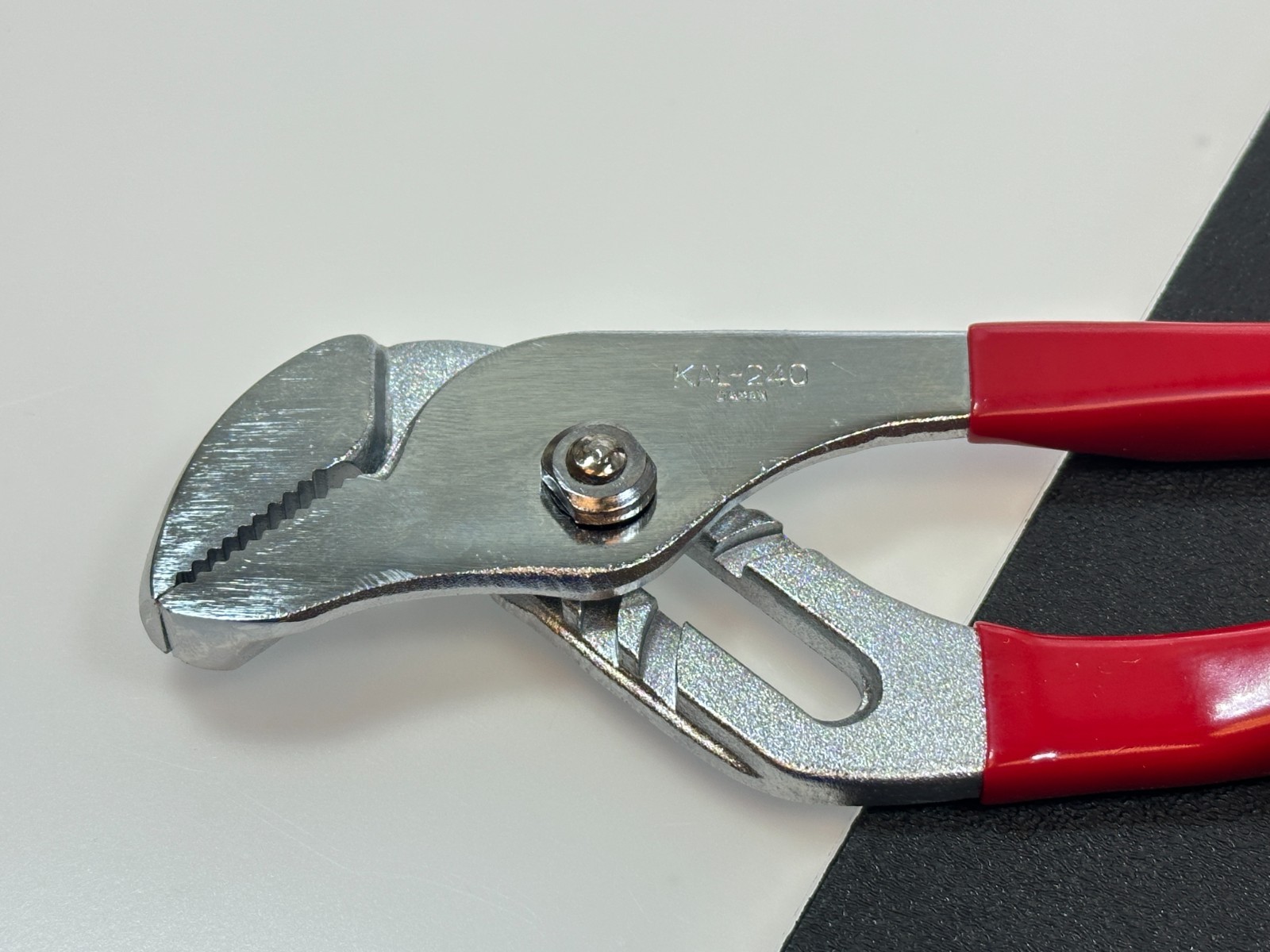 KAL Tools Japan KAL-240 Slip Joint Tongue & Groove Pliers 10″ Long Red Grip, NOS