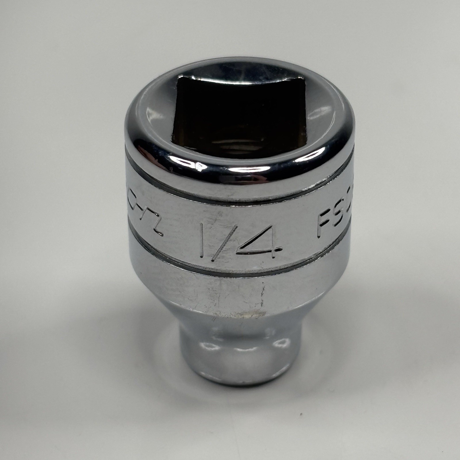 Snap On Tools FS081 3/8 Dr 6Pt SAE 1/4 Flank Dr Shallow Socket USA 1997