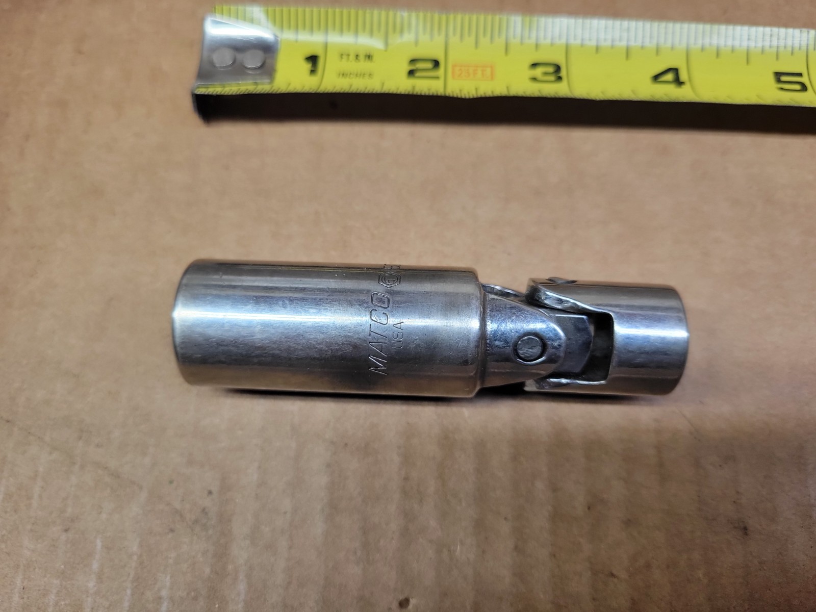 Matco Tools USA 3/8″ Drive 5/8″ Swivel Spark Plug Socket No BDU206PB