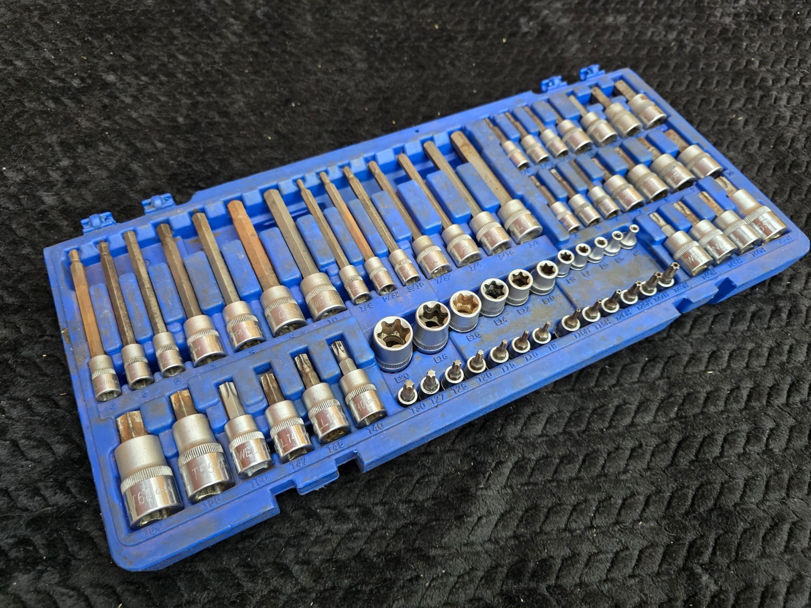 CORNWELL 62 Piece 1/4″, 3/8″ & 1/2″ Drive Master Deluxe Hex & Star Bit Set