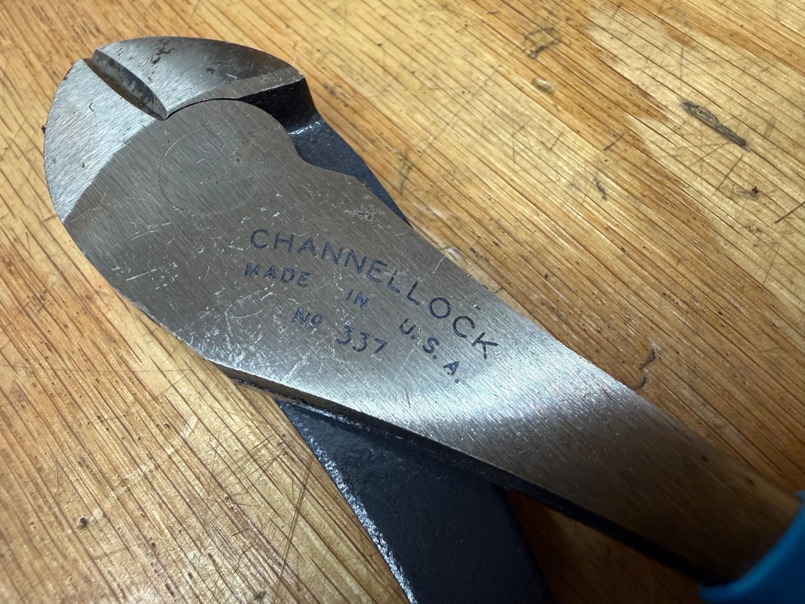 Channellock Diagonal Cutting Plier 337 – Precision Sidecutters, Wirecutters 7″