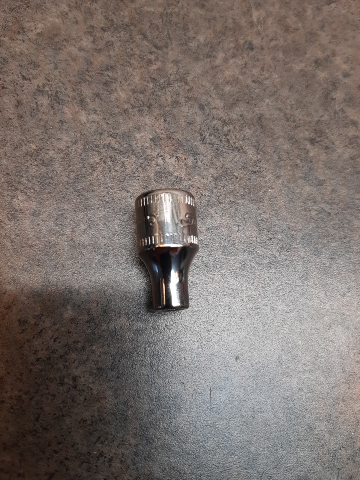 Snap-on tool USA 1/4″ drive Metric 4mm Shallow 6-point Chrome Socket wrench TMM4