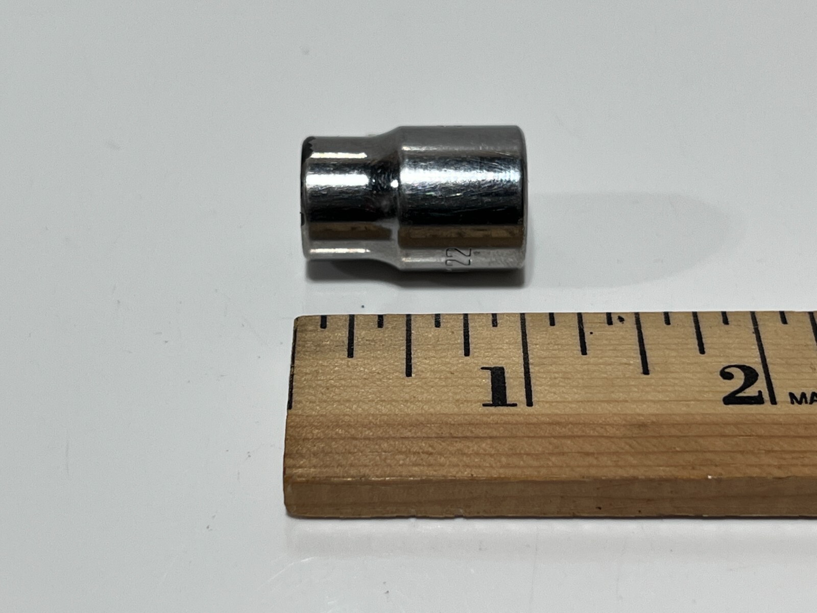 Matco Tools USA B122 SAE 3/8″ Shallow Chrome Socket – 3/8 Drive – 12 Point