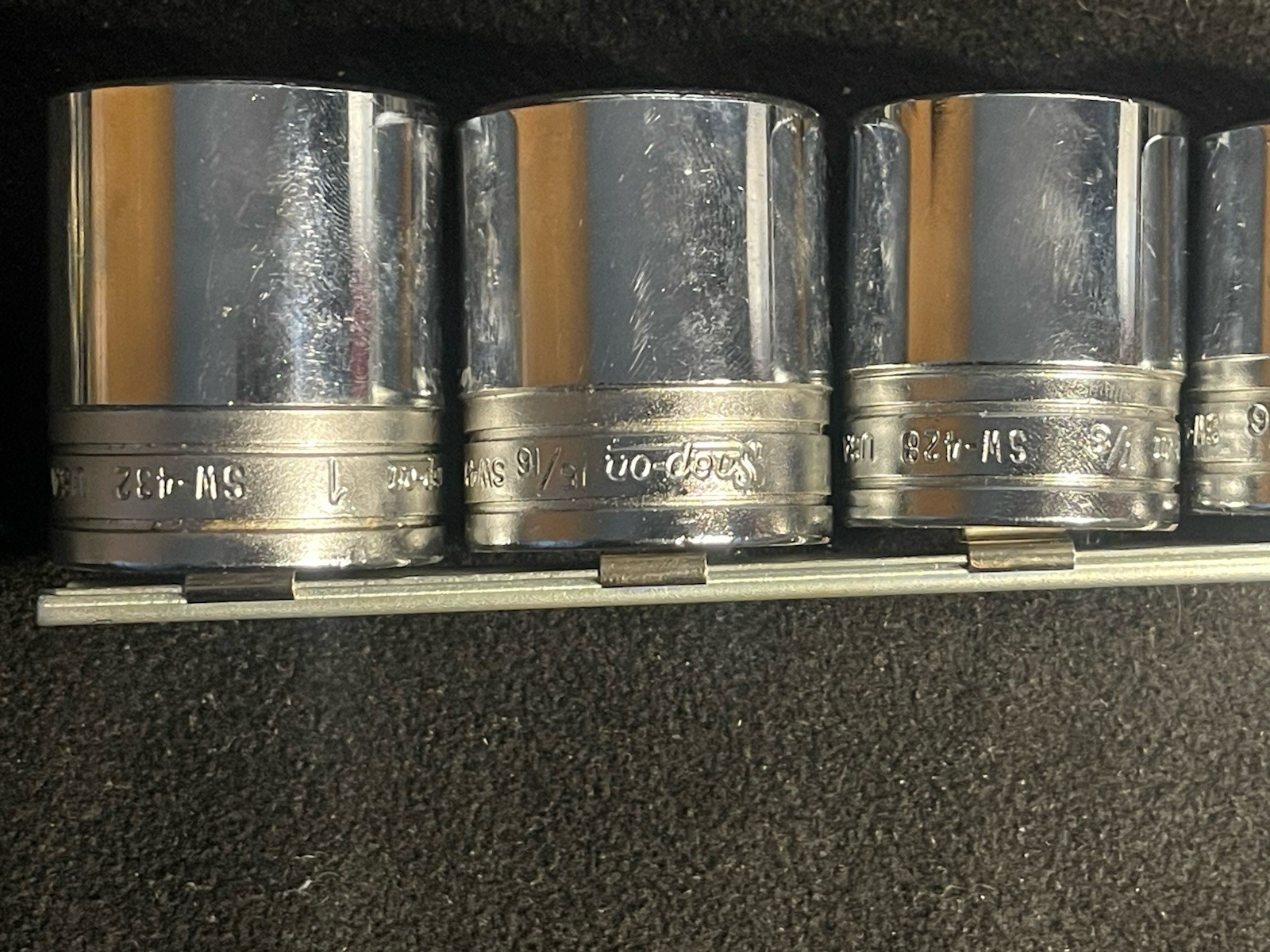Snap On 1/2 Drive 6 Piece 8 Point Shallow Socket 1/2 SW Series Great Condition