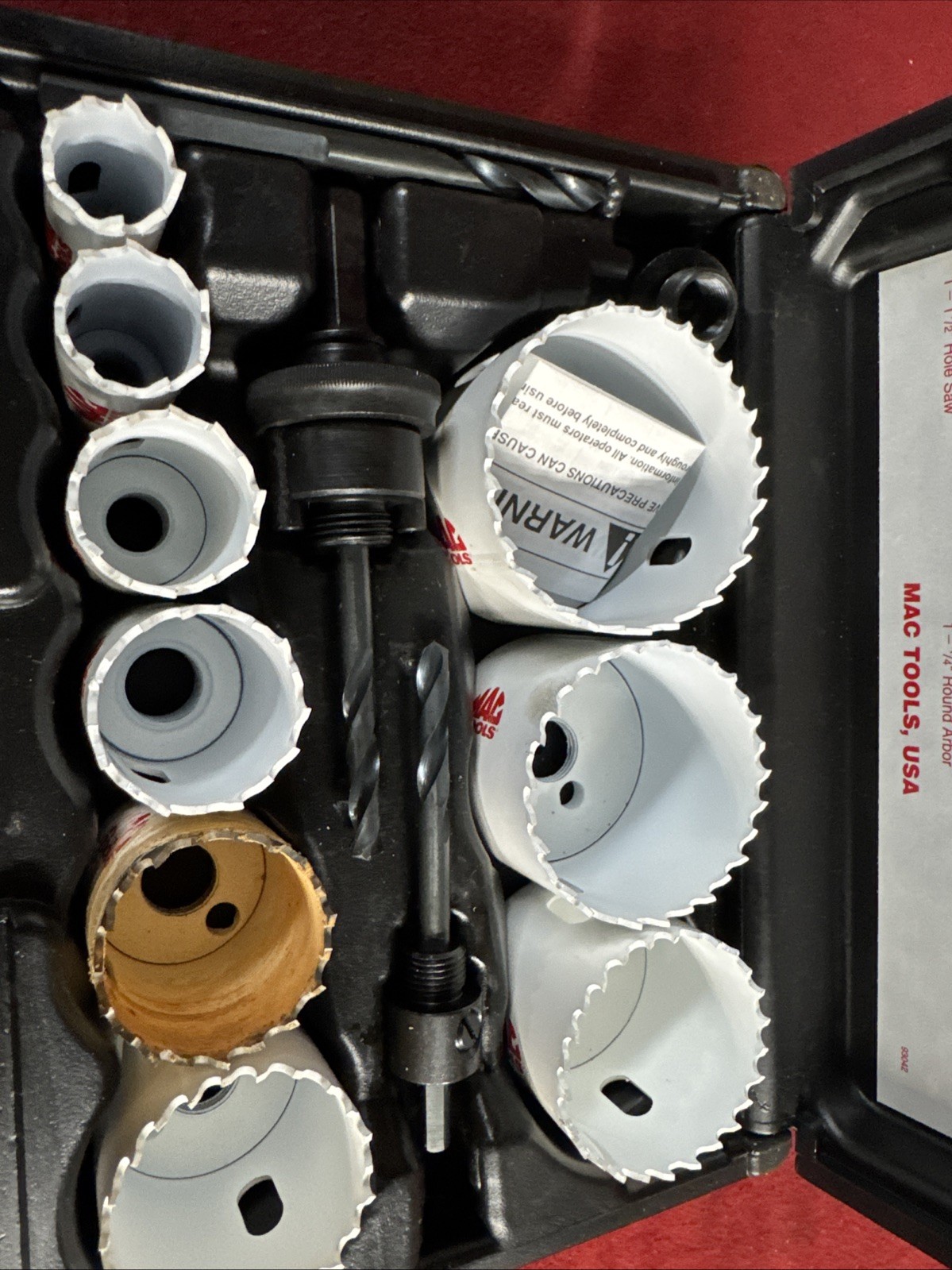 MAC-TOOLS 13 PIECE HOLE SAW KIT NUMBER HS9596B WITH CASE EXCELLENT CONDITION