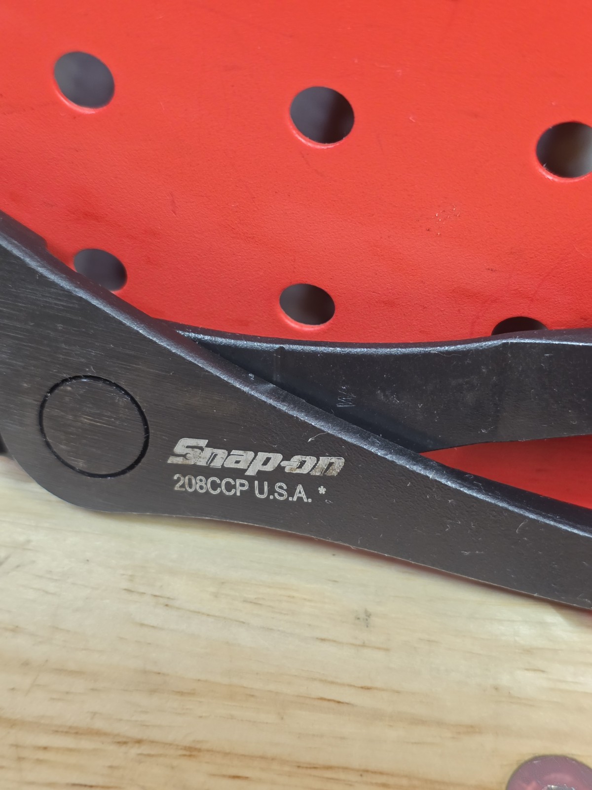 Snap-on Tools 208CCP RED Grip Angle Nose Battery Terminal Pliers LIGHTLY USED
