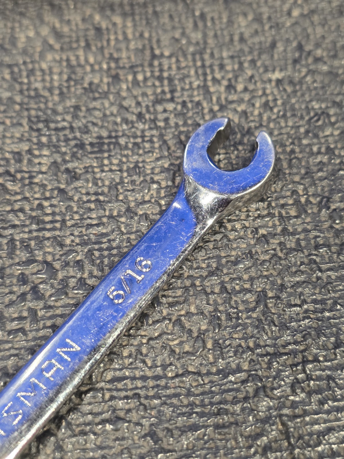 Craftsman Tools 42090 1/4″ x 5/16″ Full Polish SAE Flare Nut Wrench