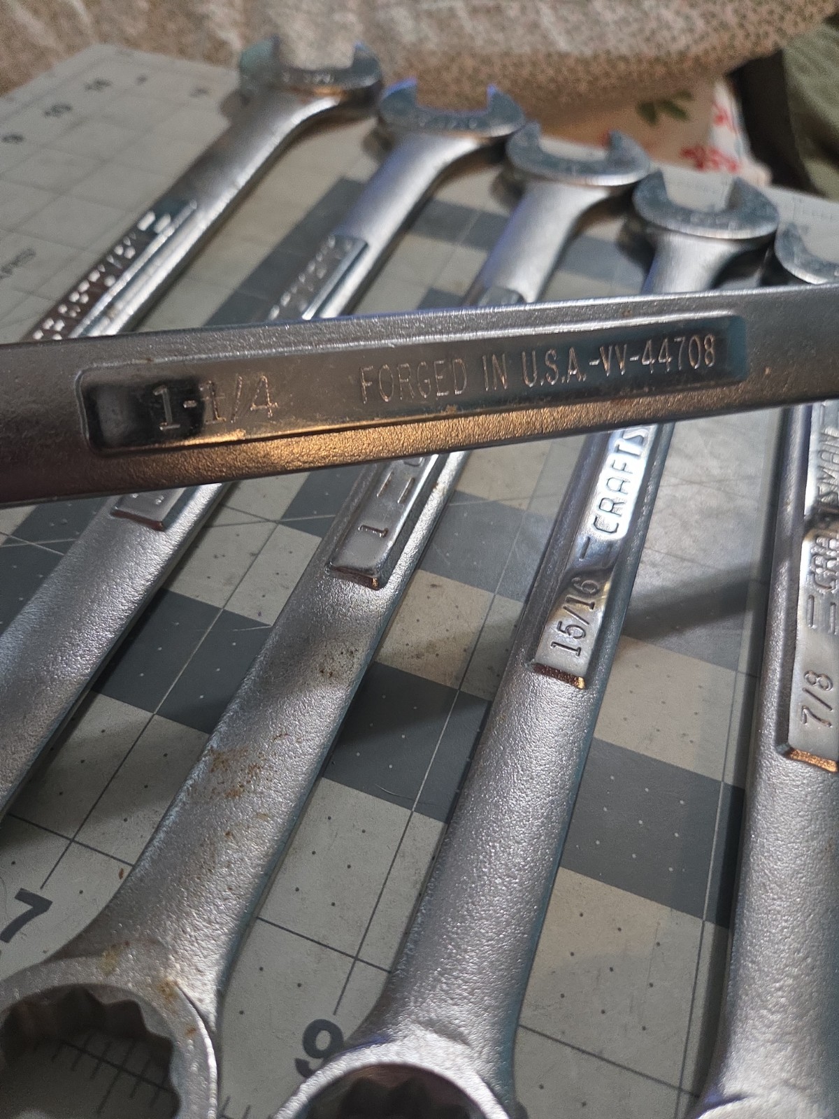 10 Pc Craftsman VV & VA Series 12-Point Combination Wrench Set 5/8″ To 1 1/4″